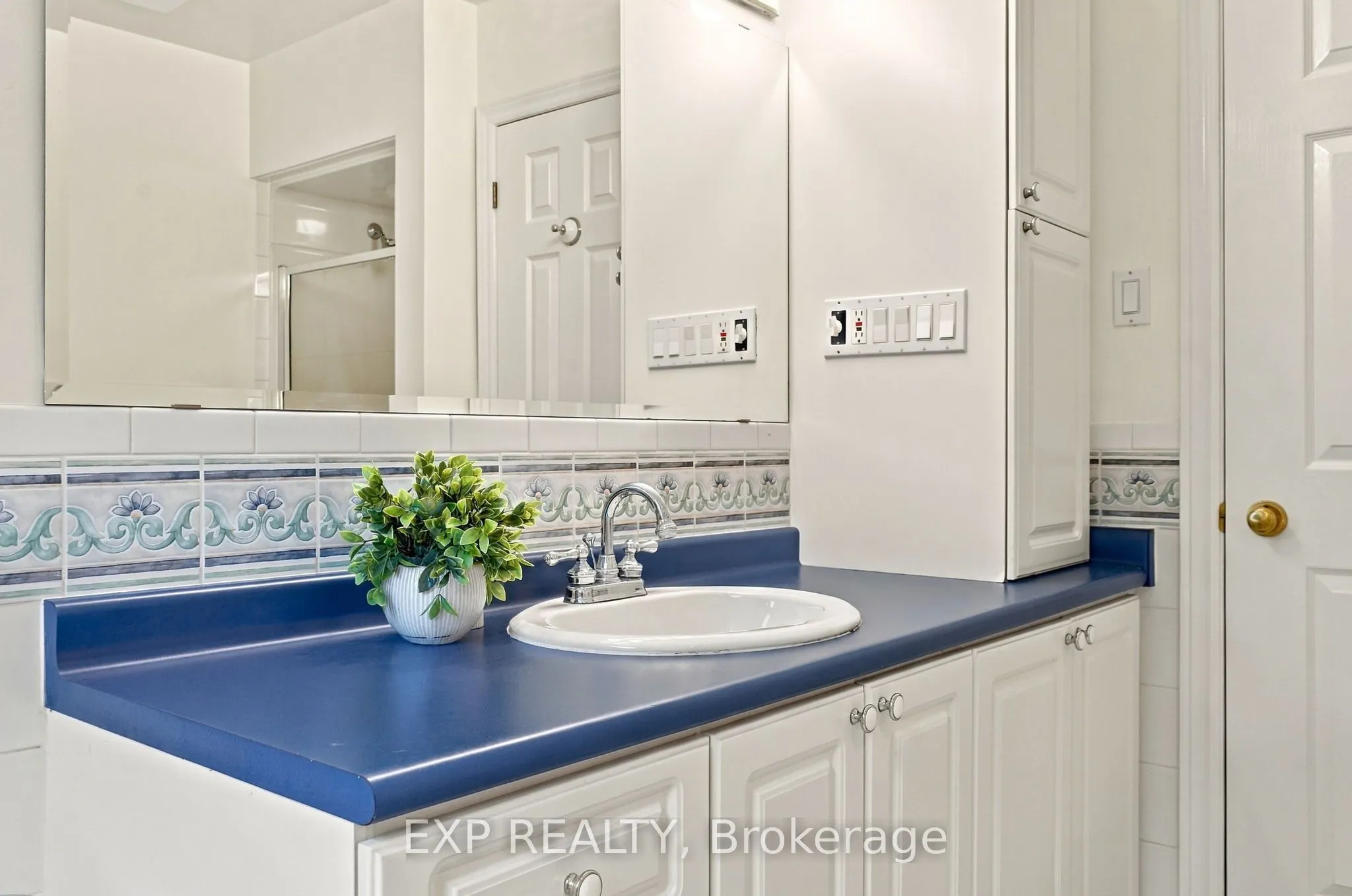 491 Tipperton Crescent