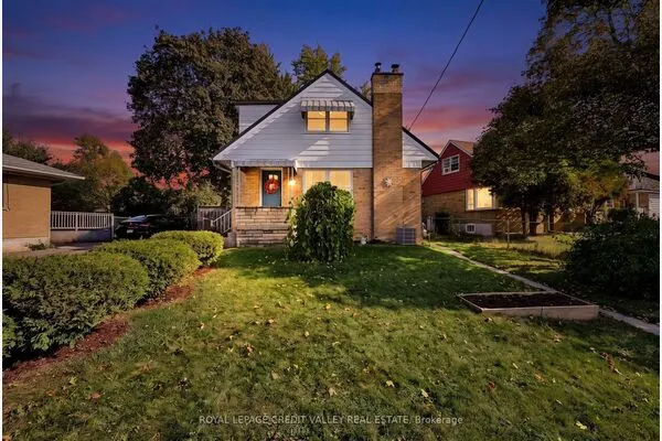 29 Crestview Avenue