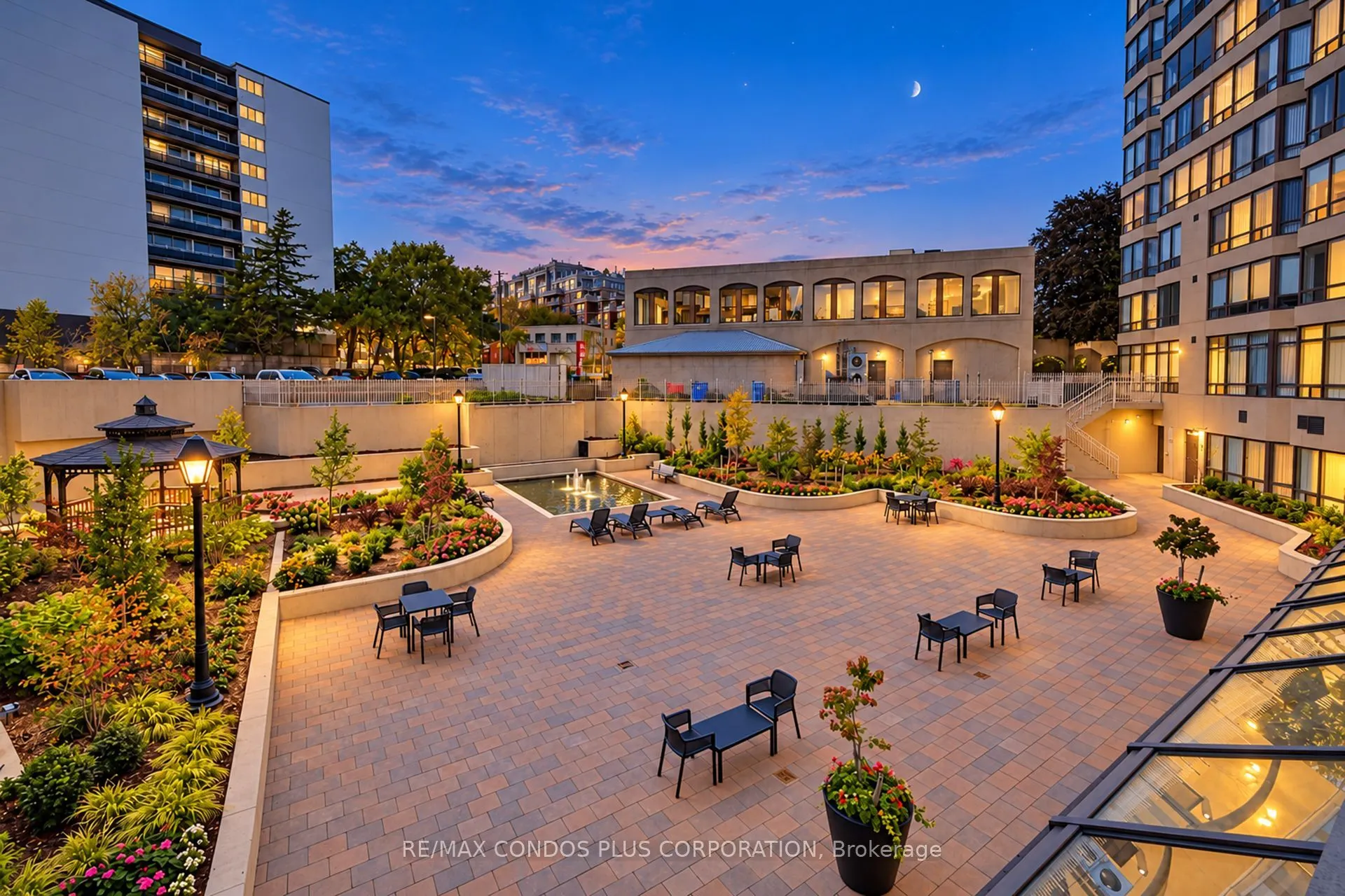 1300 Islington Avenue #2009