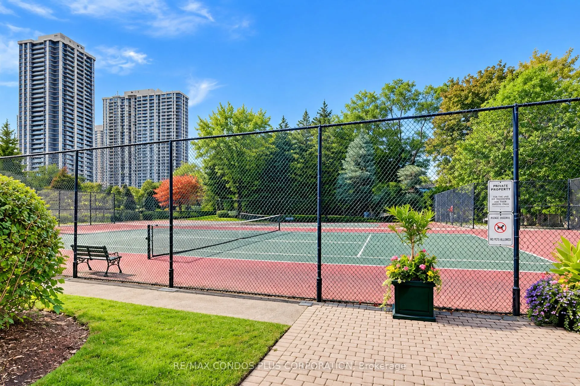 1300 Islington Avenue #2009