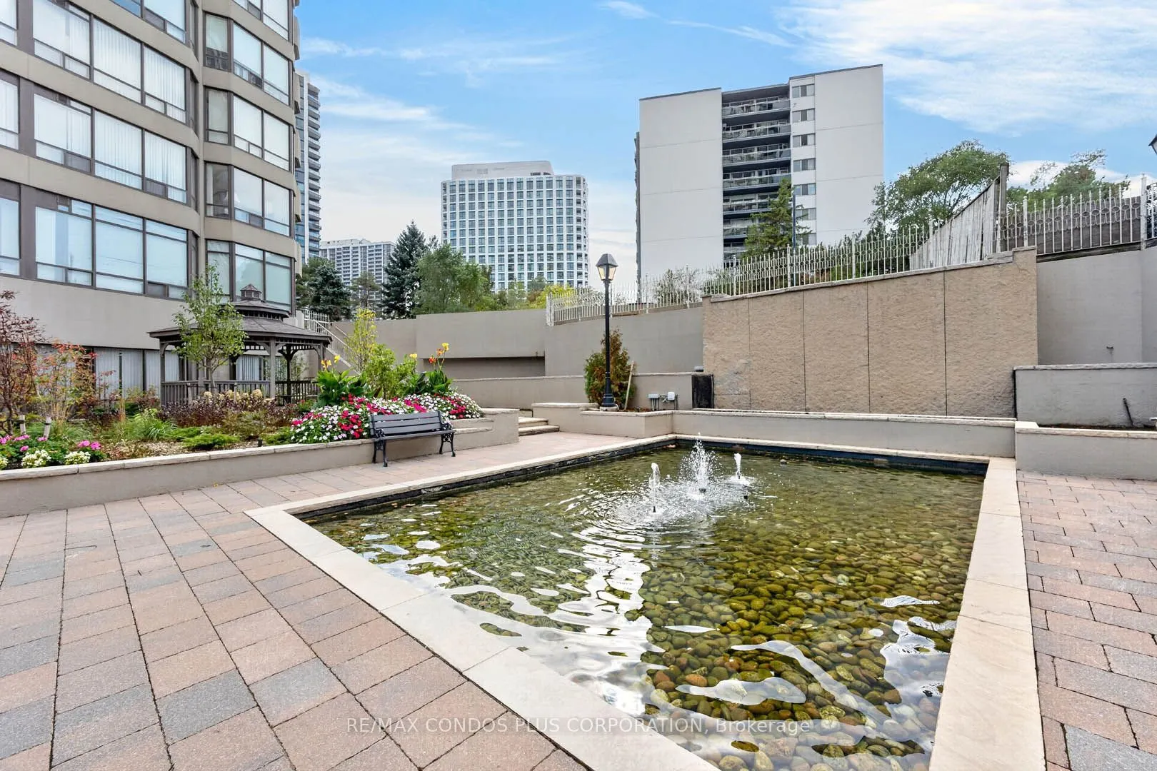 1300 Islington Avenue #2009