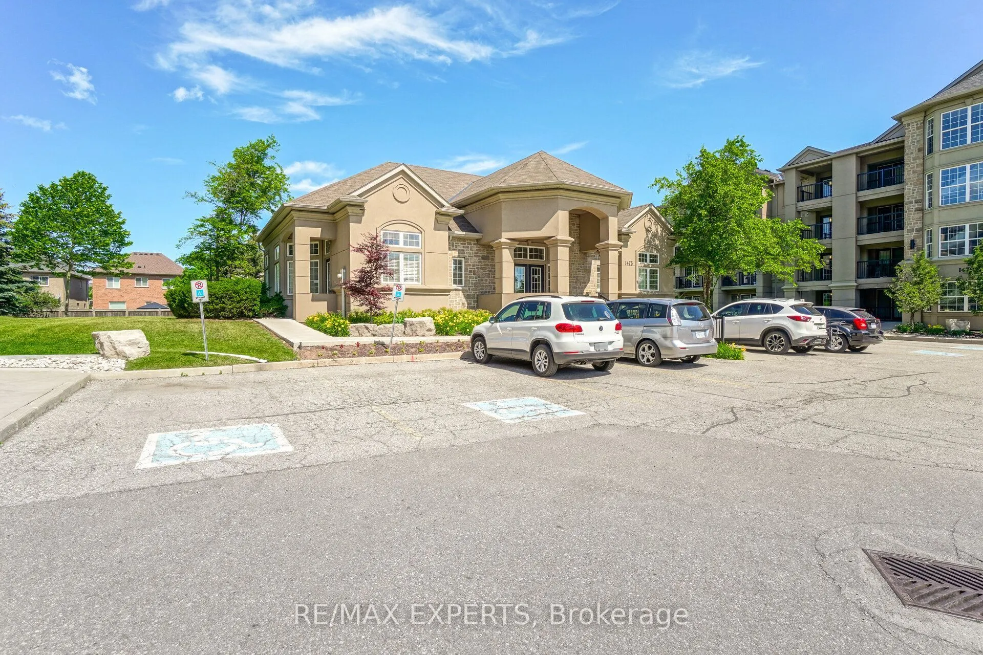 1491 Maple Avenue #206