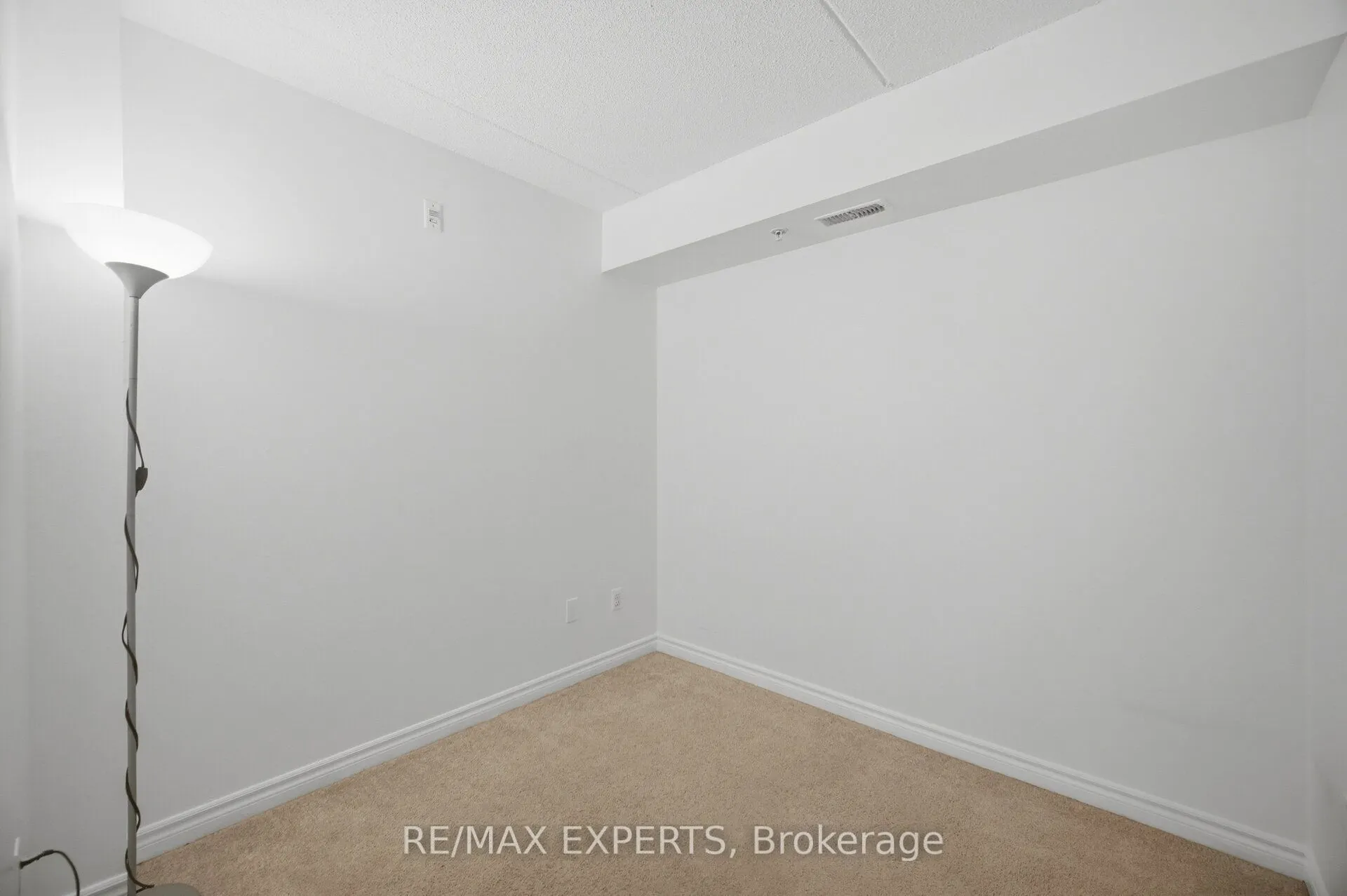 1491 Maple Avenue #206