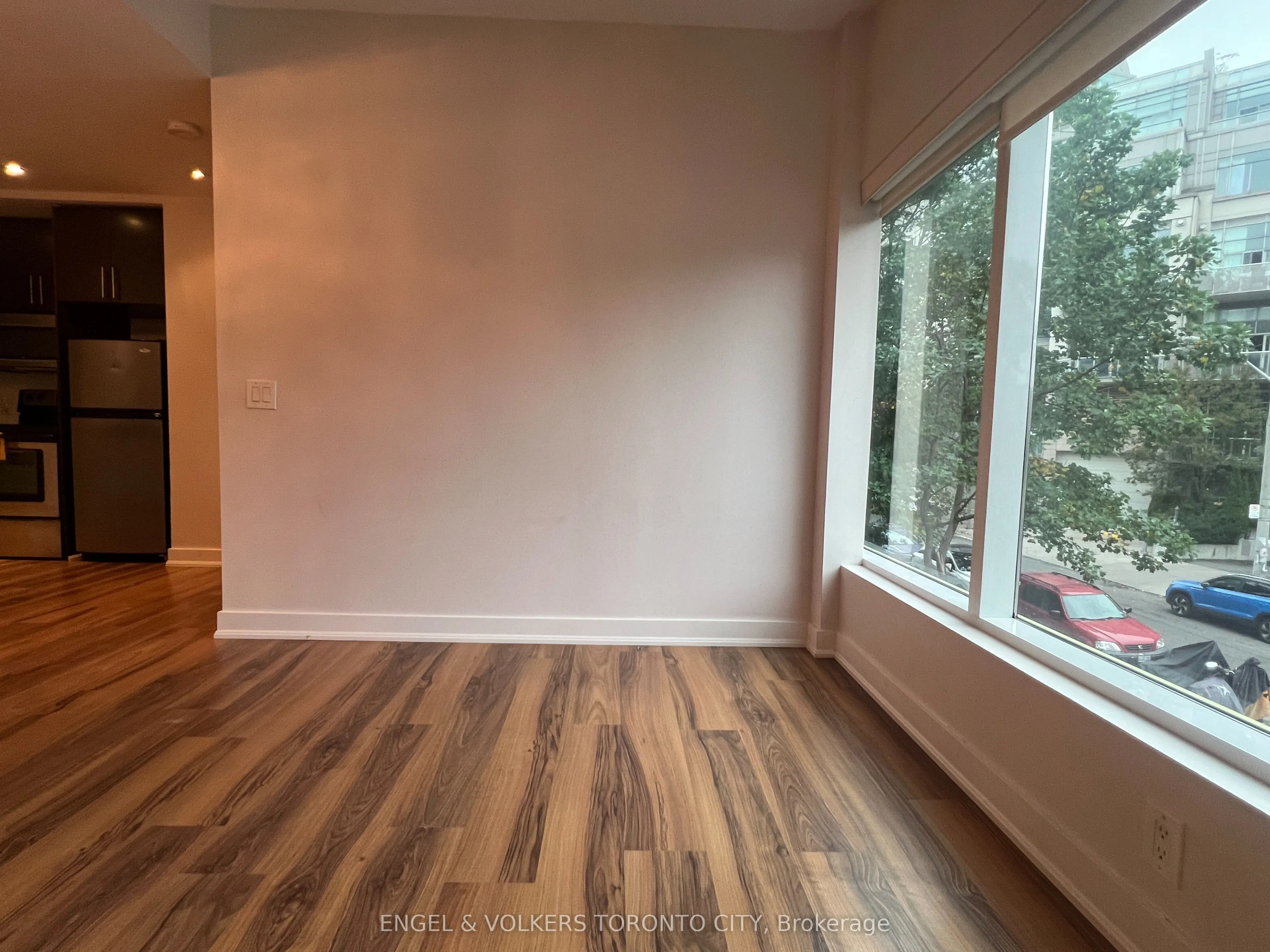 25 Ritchie Avenue #202