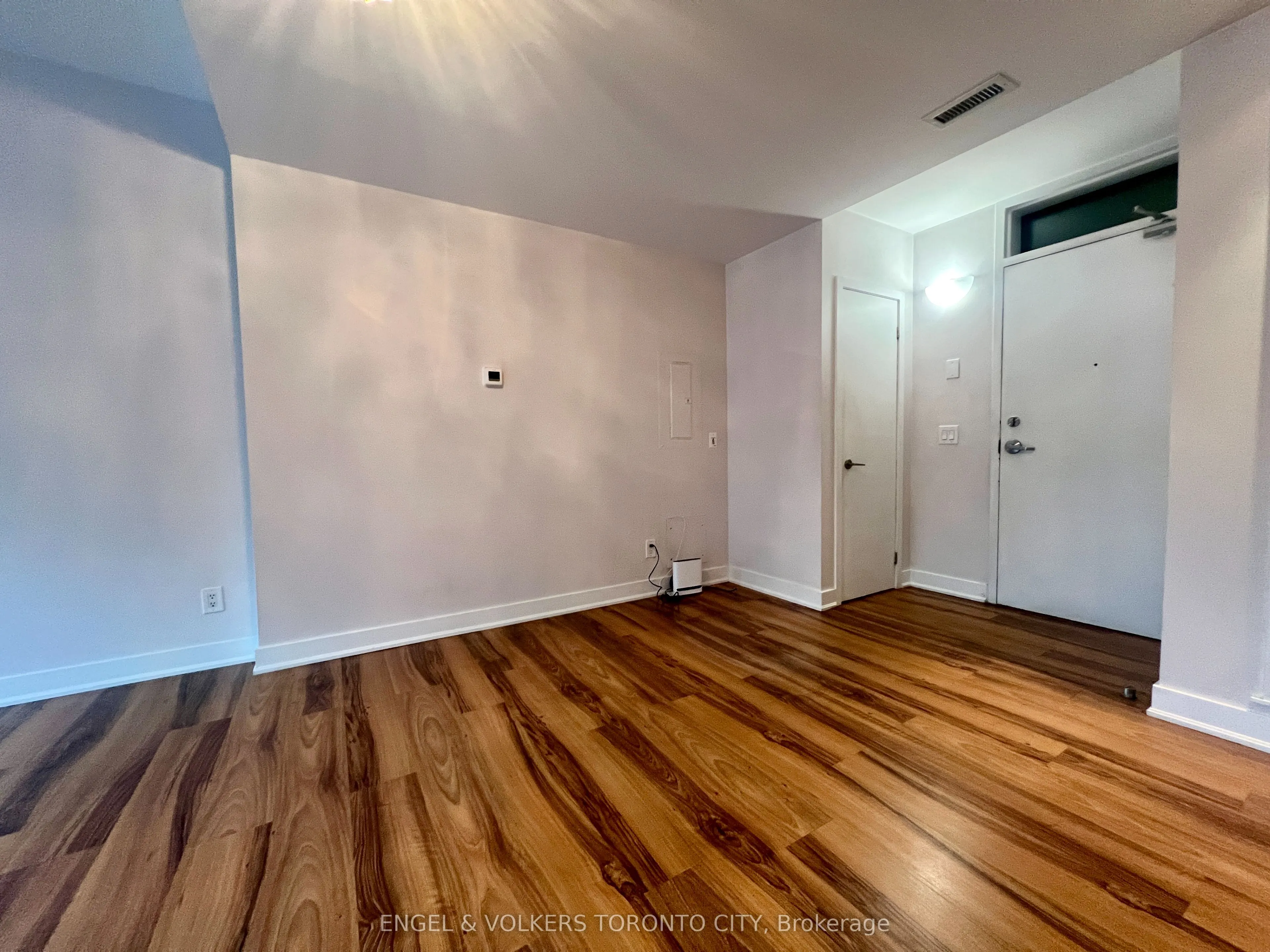 25 Ritchie Avenue #202