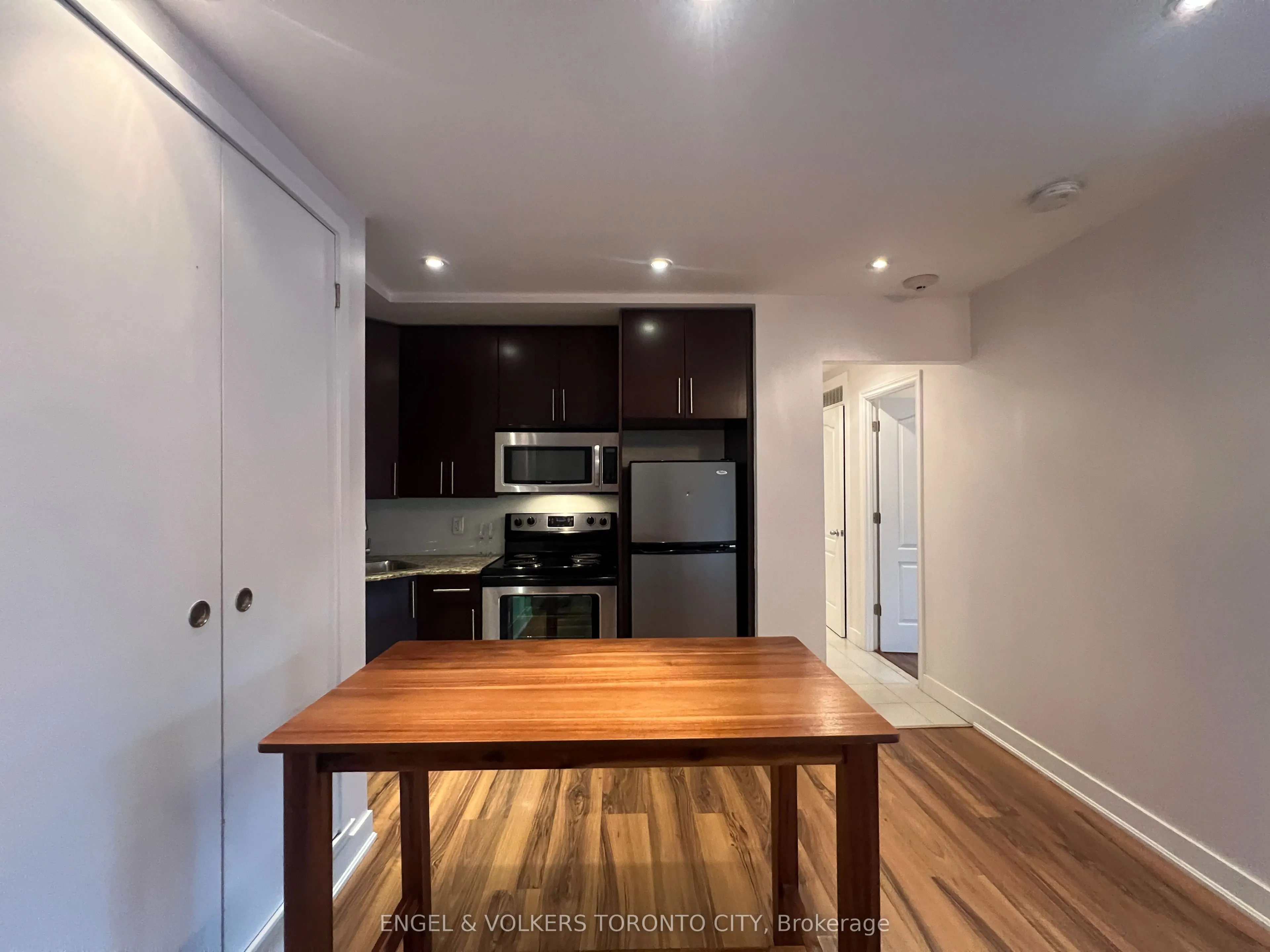 25 Ritchie Avenue #202
