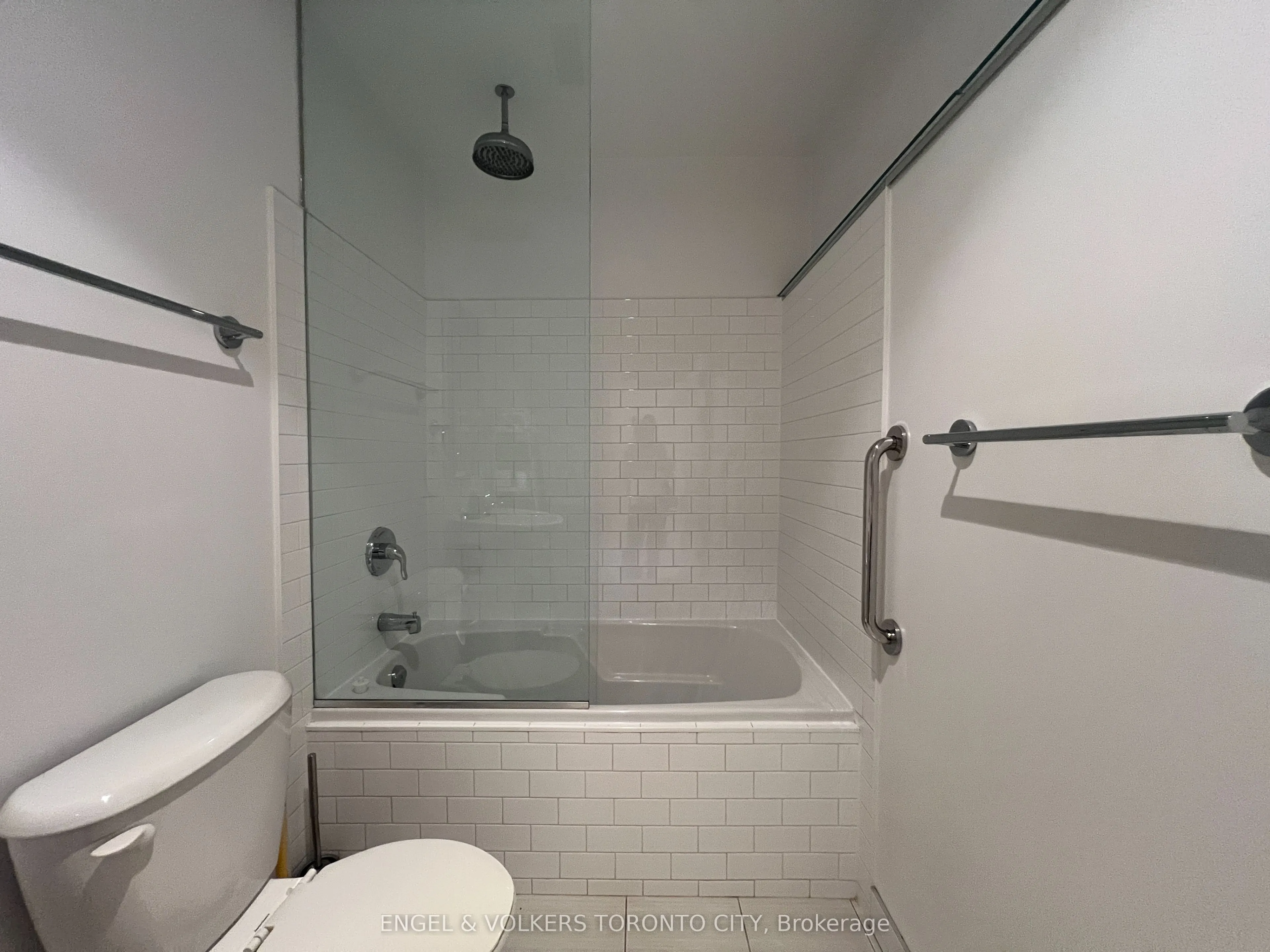 25 Ritchie Avenue #202