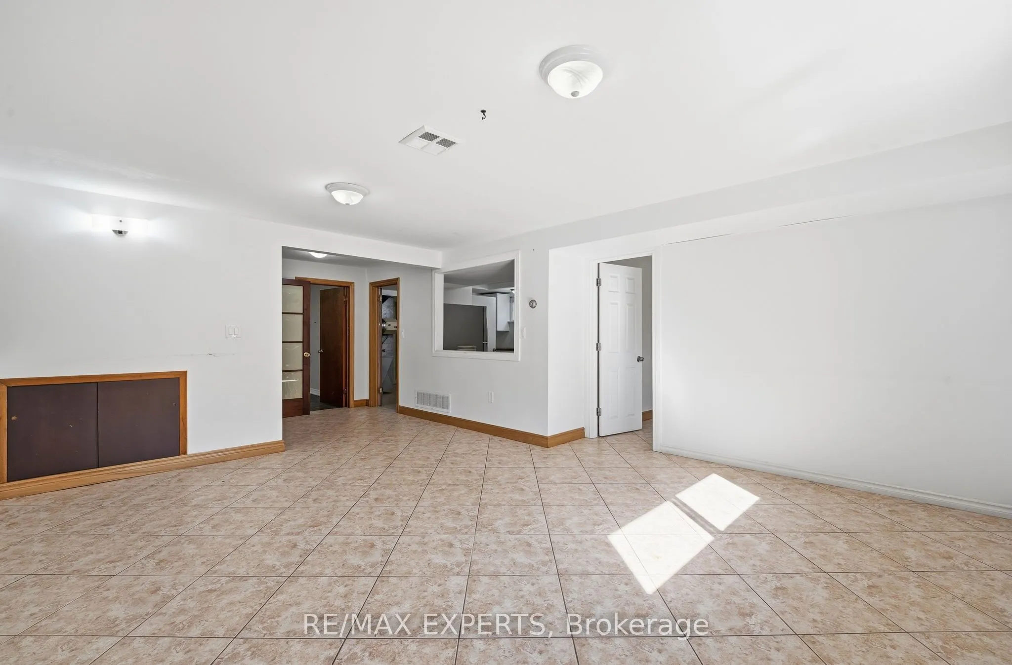 331 King Street E