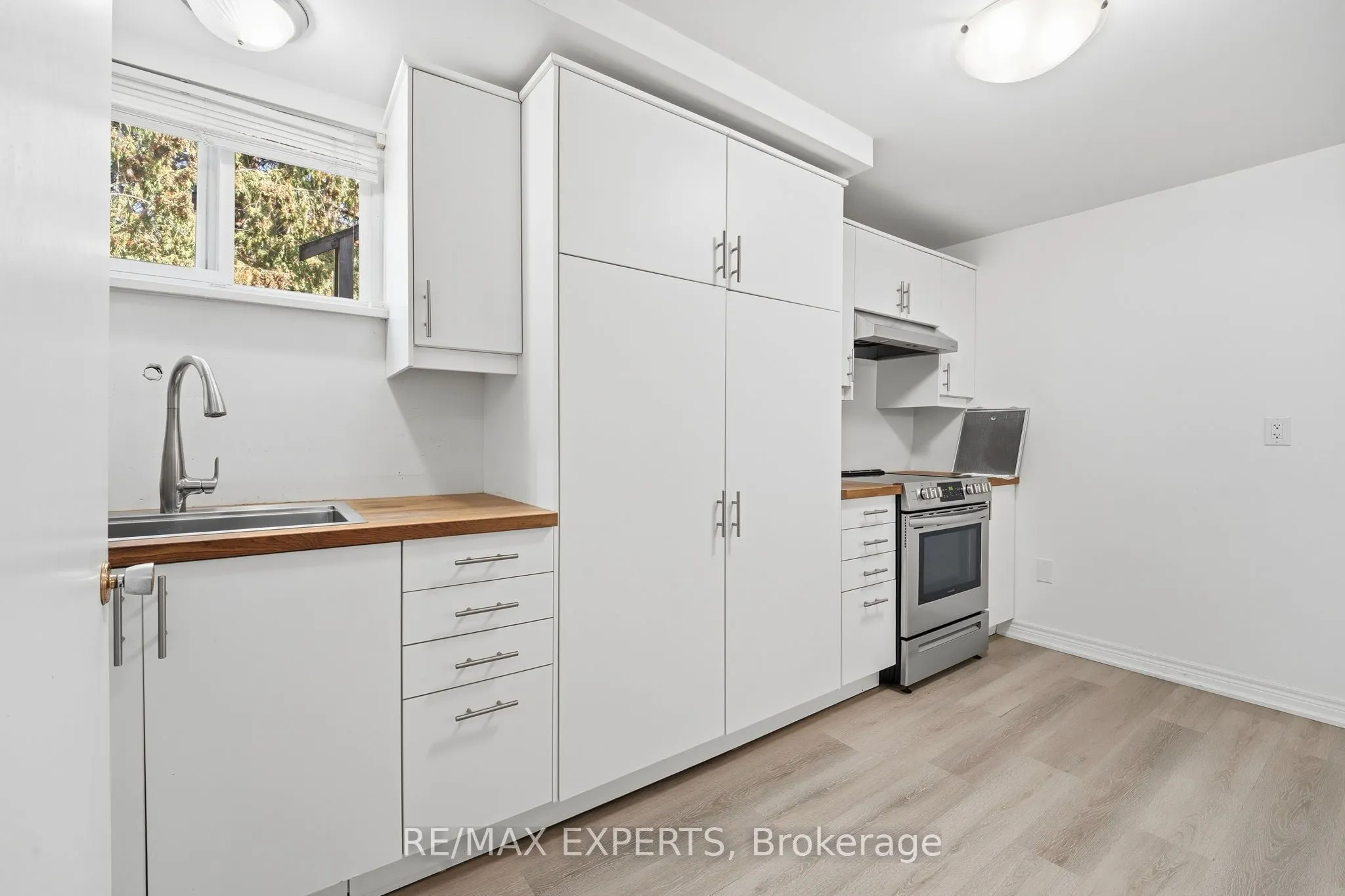 331 King Street E