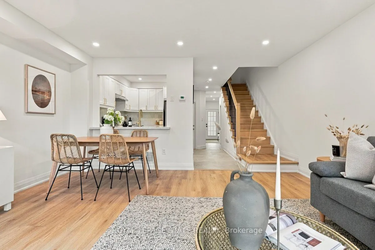 44 Viewcrest Circle