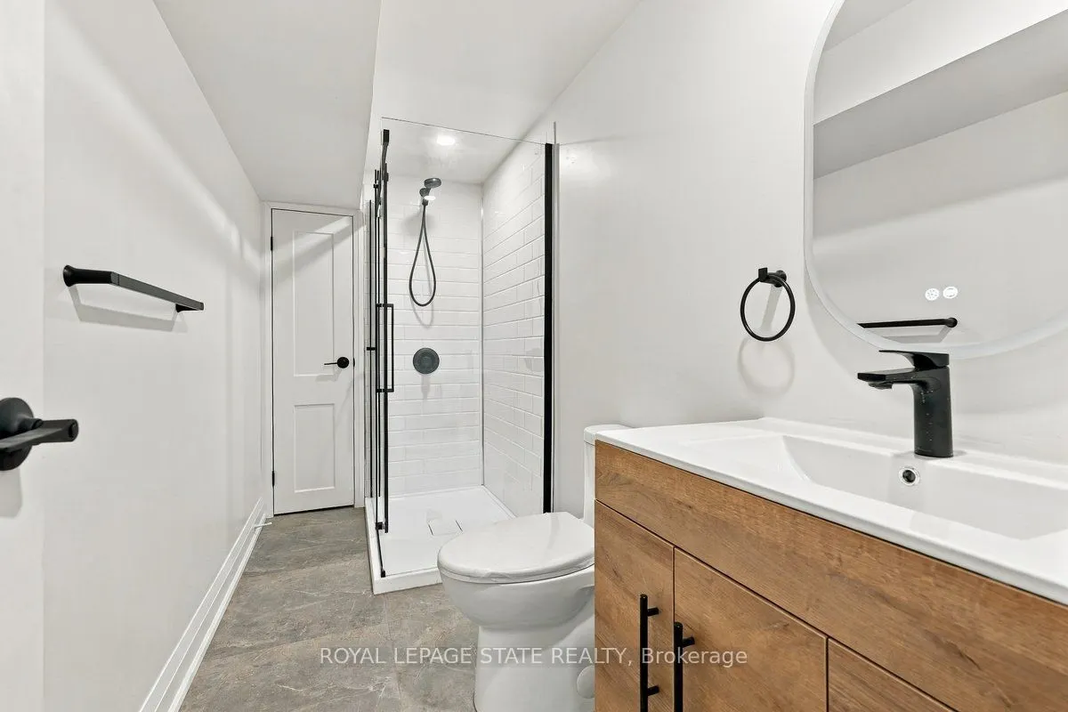 44 Viewcrest Circle
