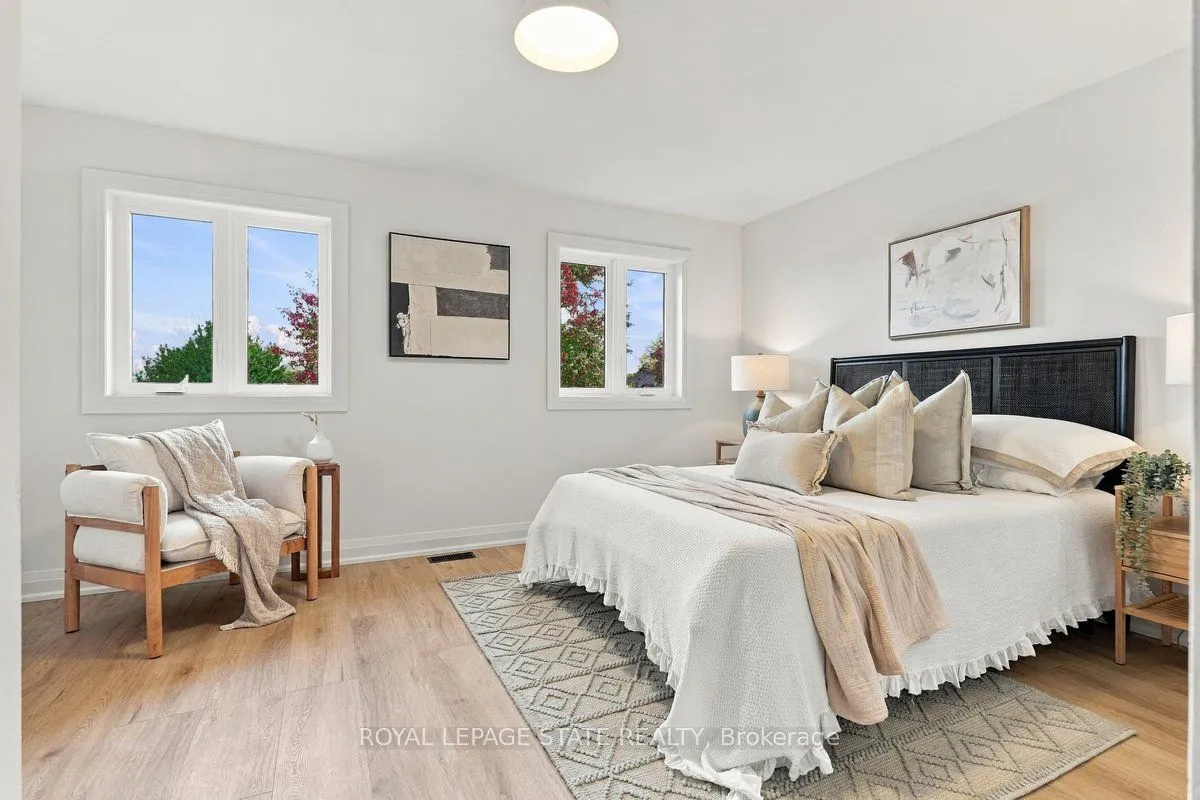44 Viewcrest Circle