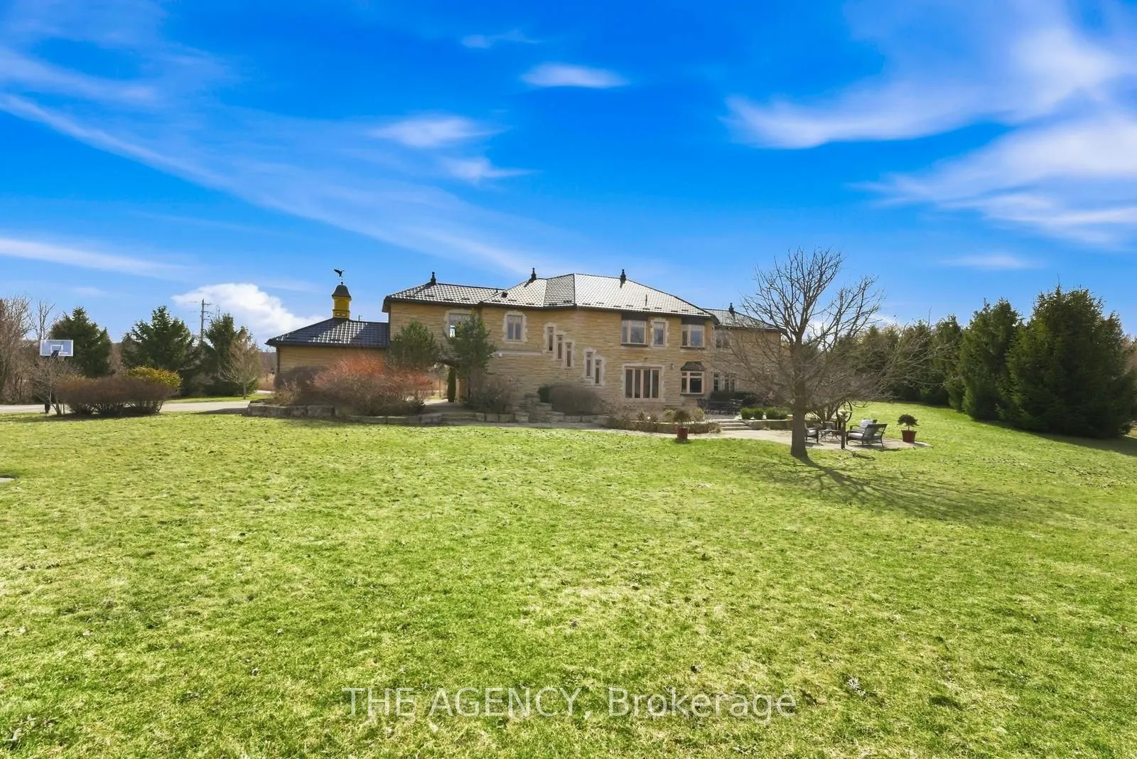 2659 2 Sideroad
