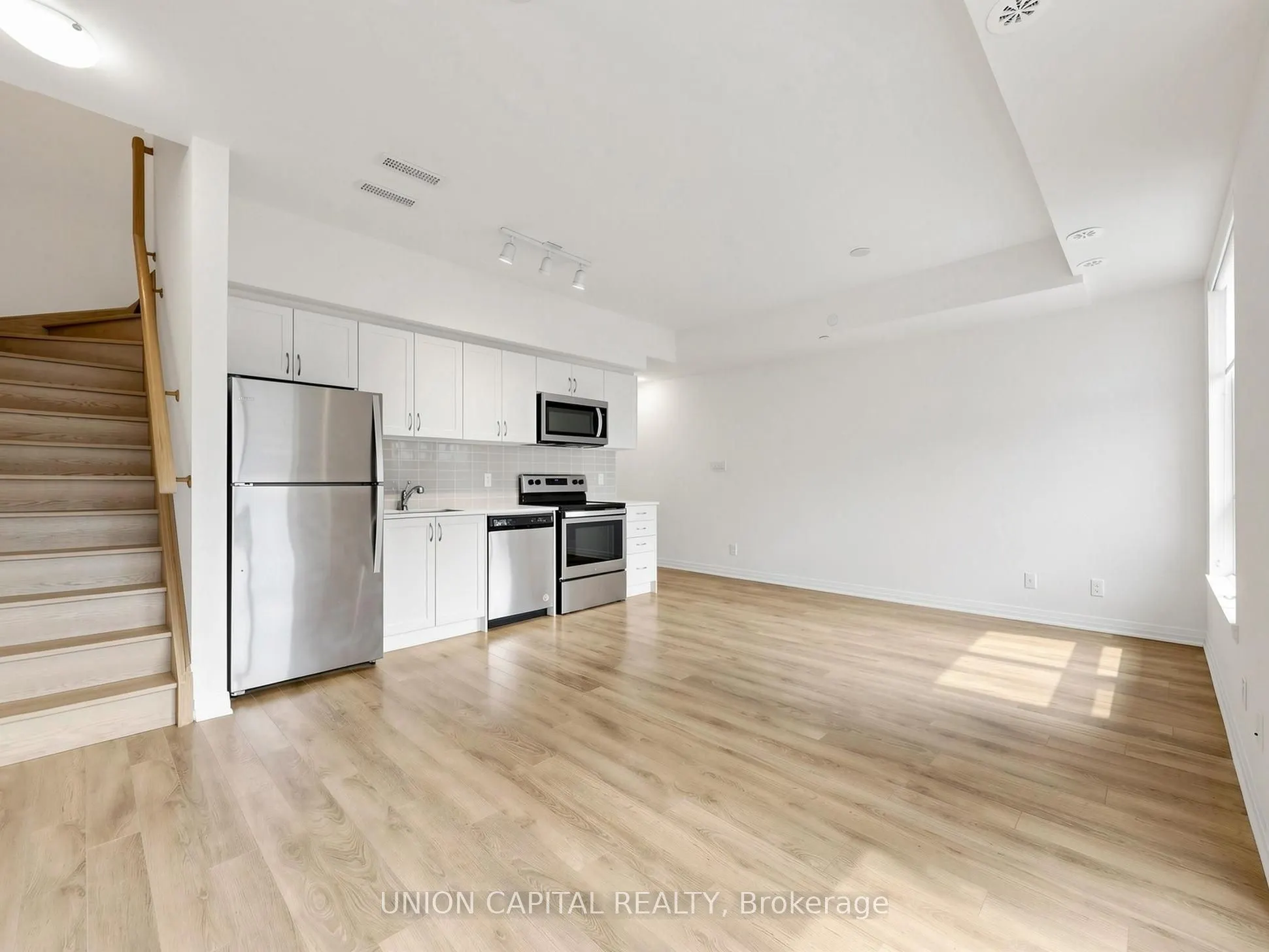 1238 Cawthra Road #4