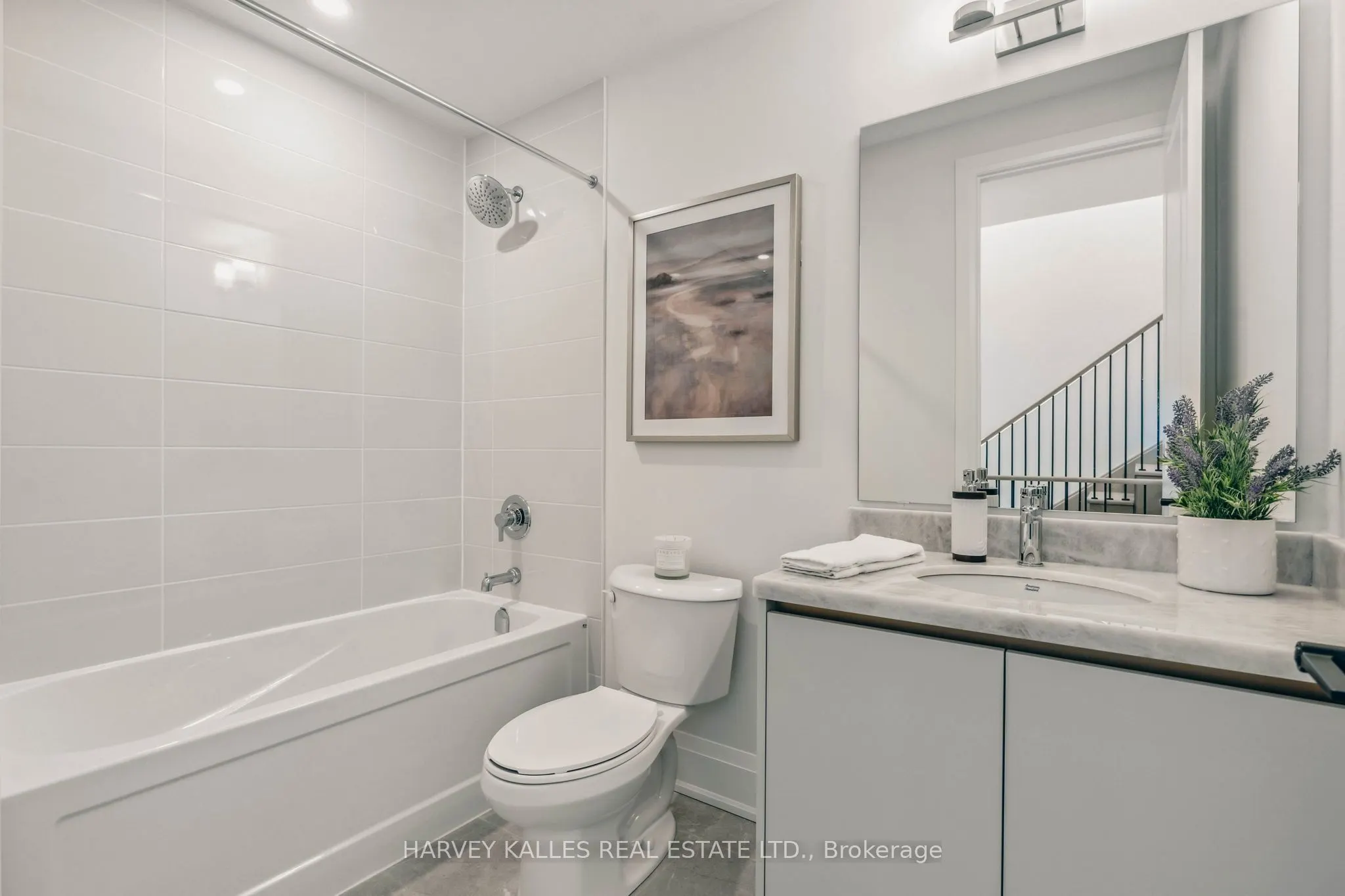 138 East Street #3