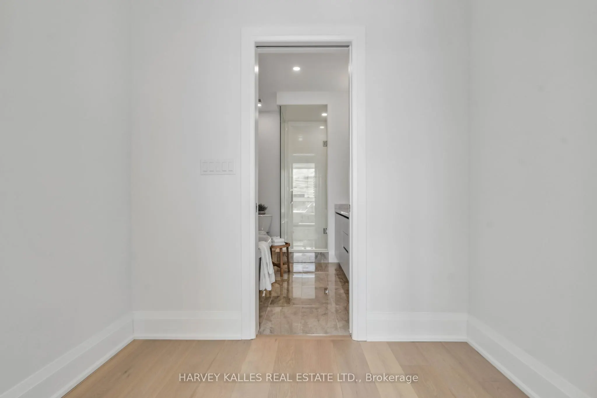 138 East Street #3
