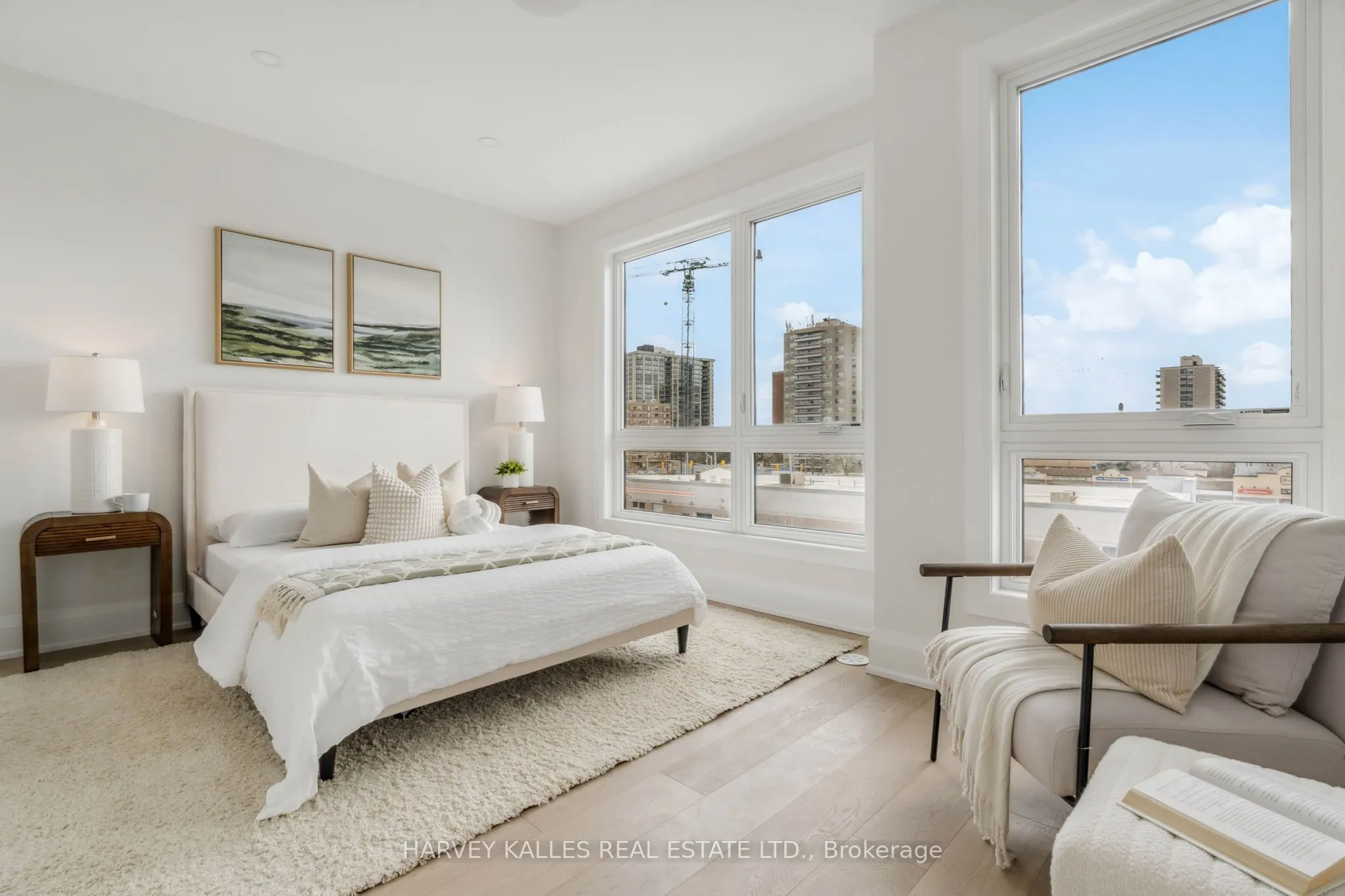138 East Street #3
