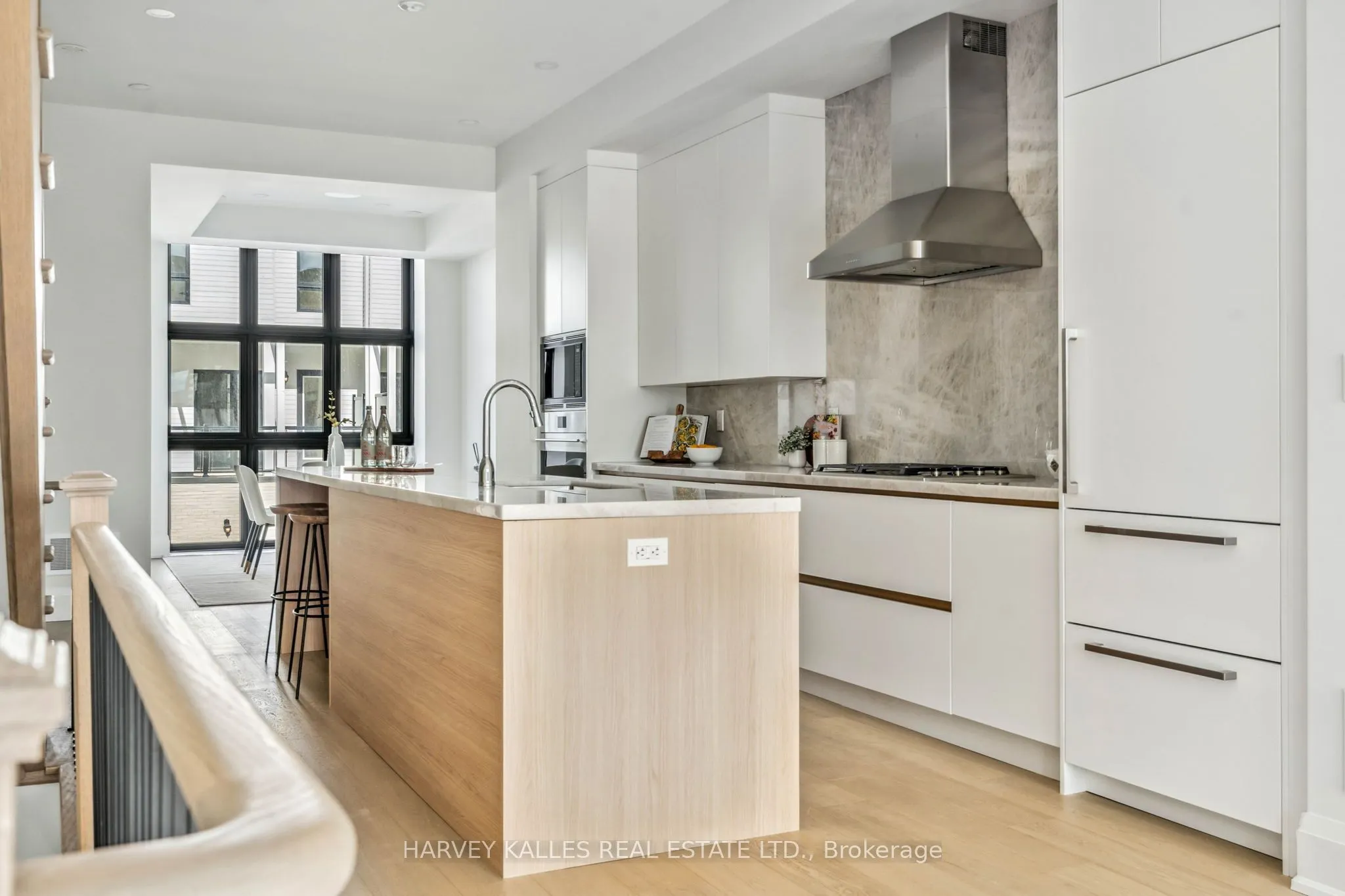 138 East Street #3