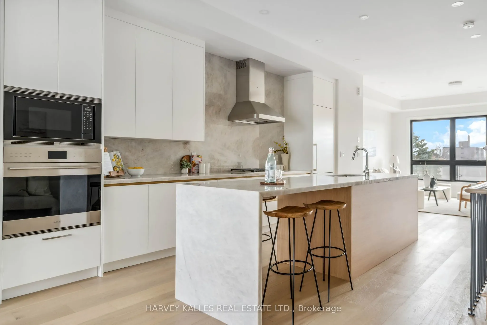 138 East Street #3