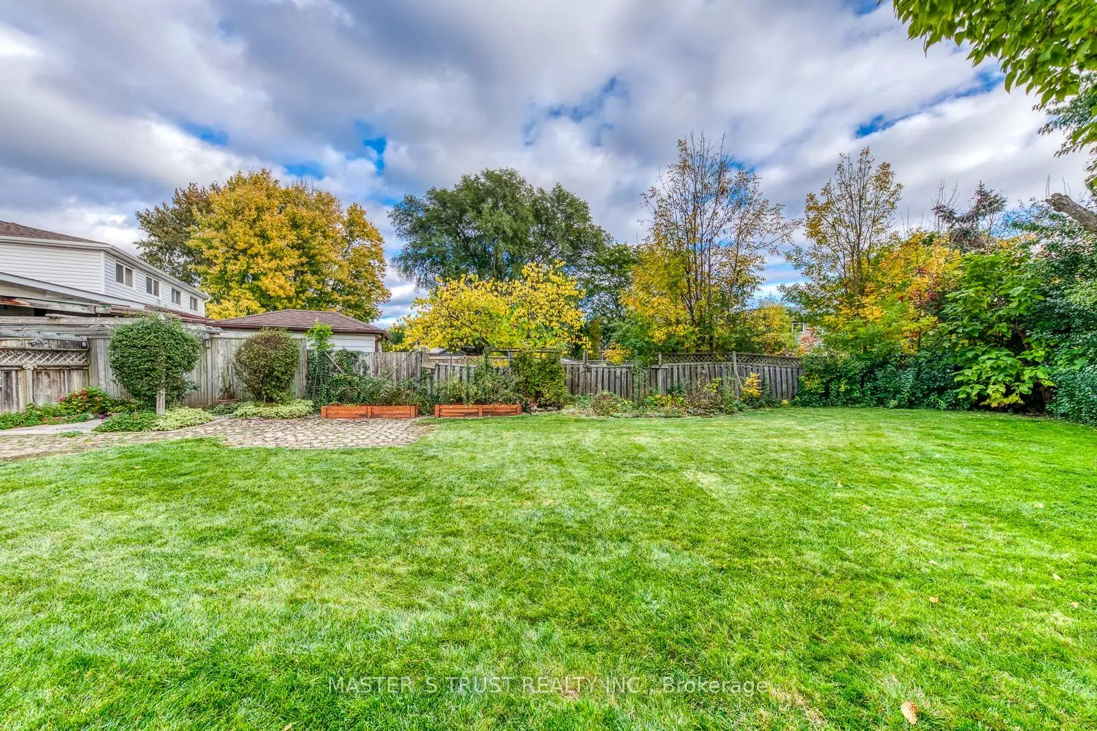 2668 Altadena Court