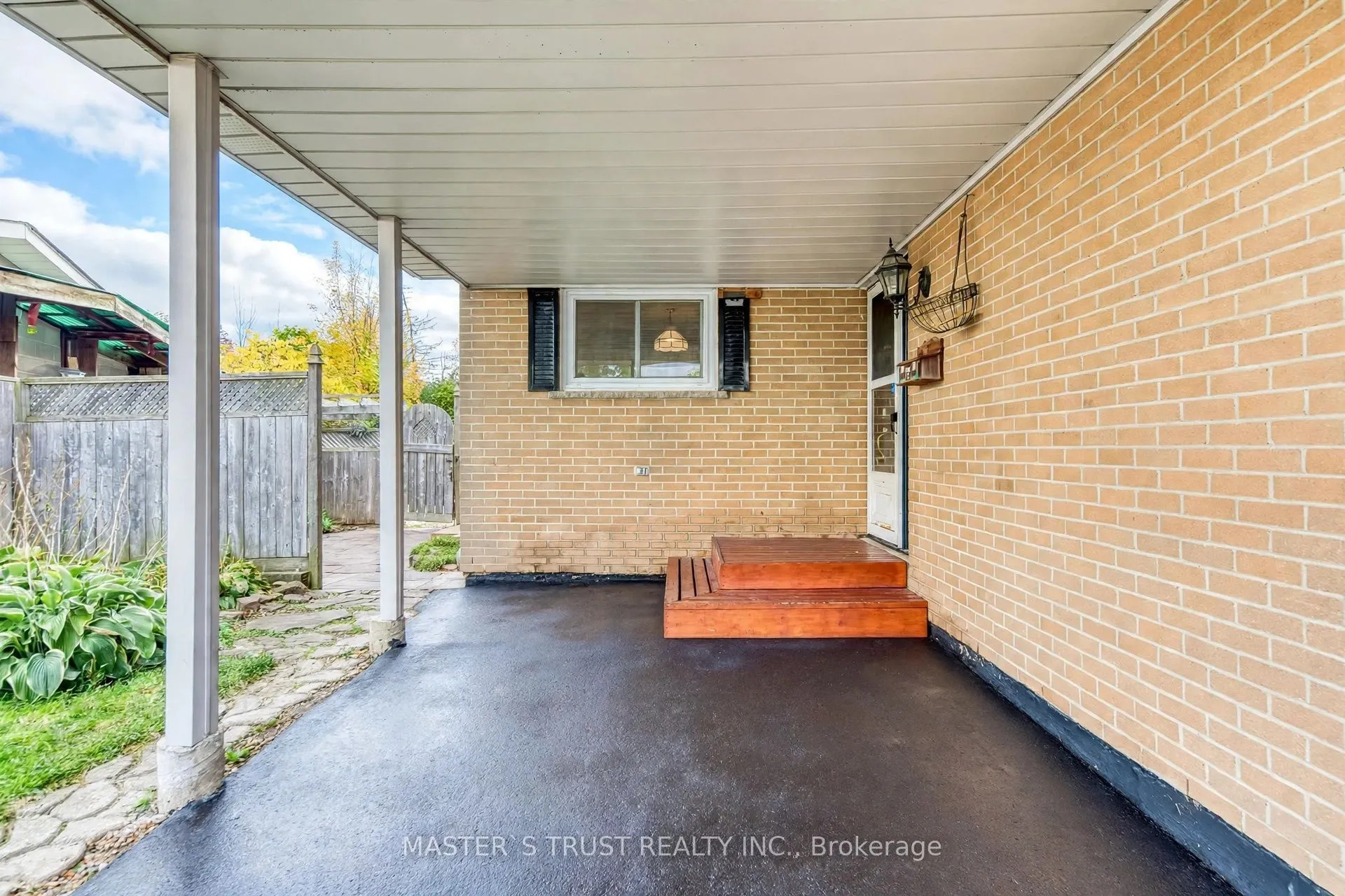 2668 Altadena Court