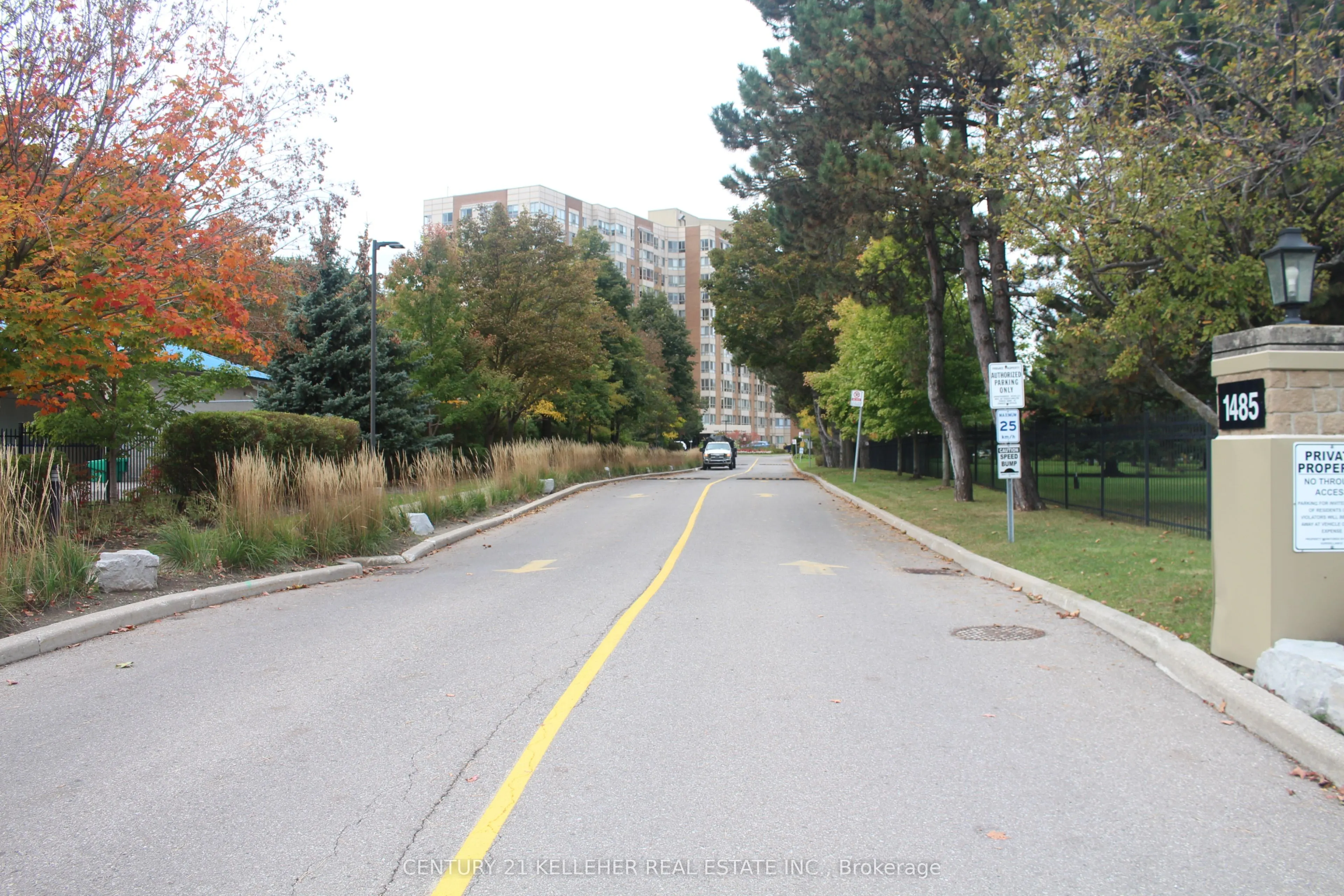 1485 Lakeshore Rd. E #518