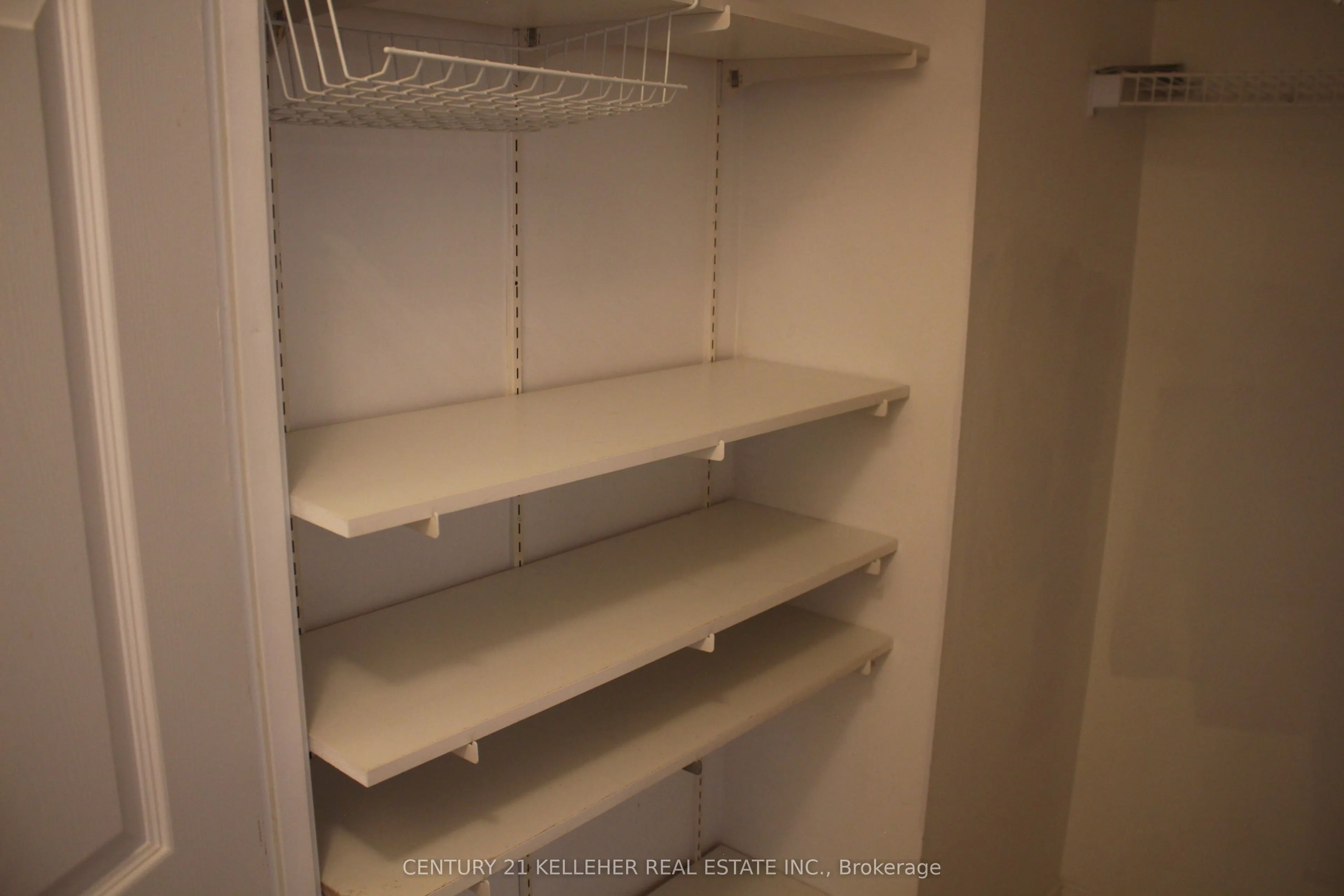 1485 Lakeshore Rd. E #518
