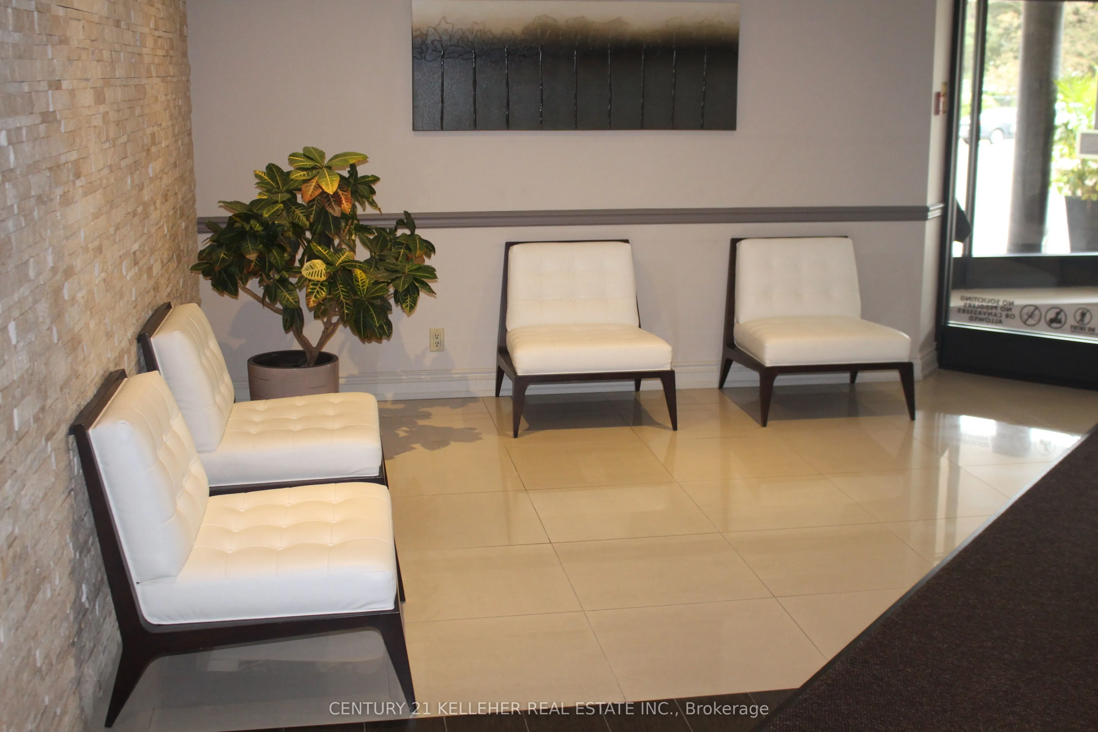 1485 Lakeshore Rd. E #518