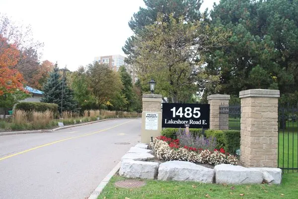 1485 Lakeshore Rd. E