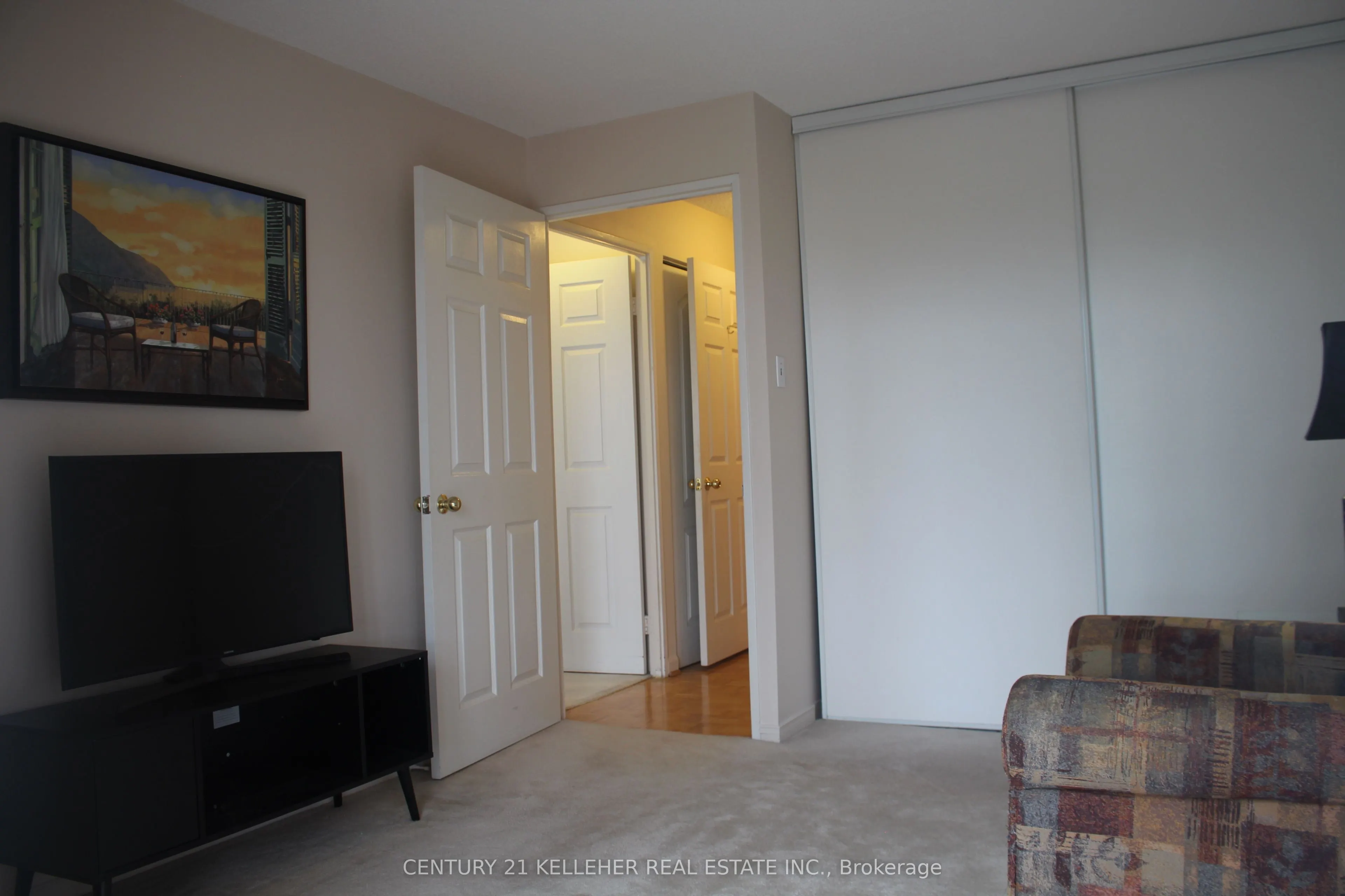 1485 Lakeshore Rd. E #518
