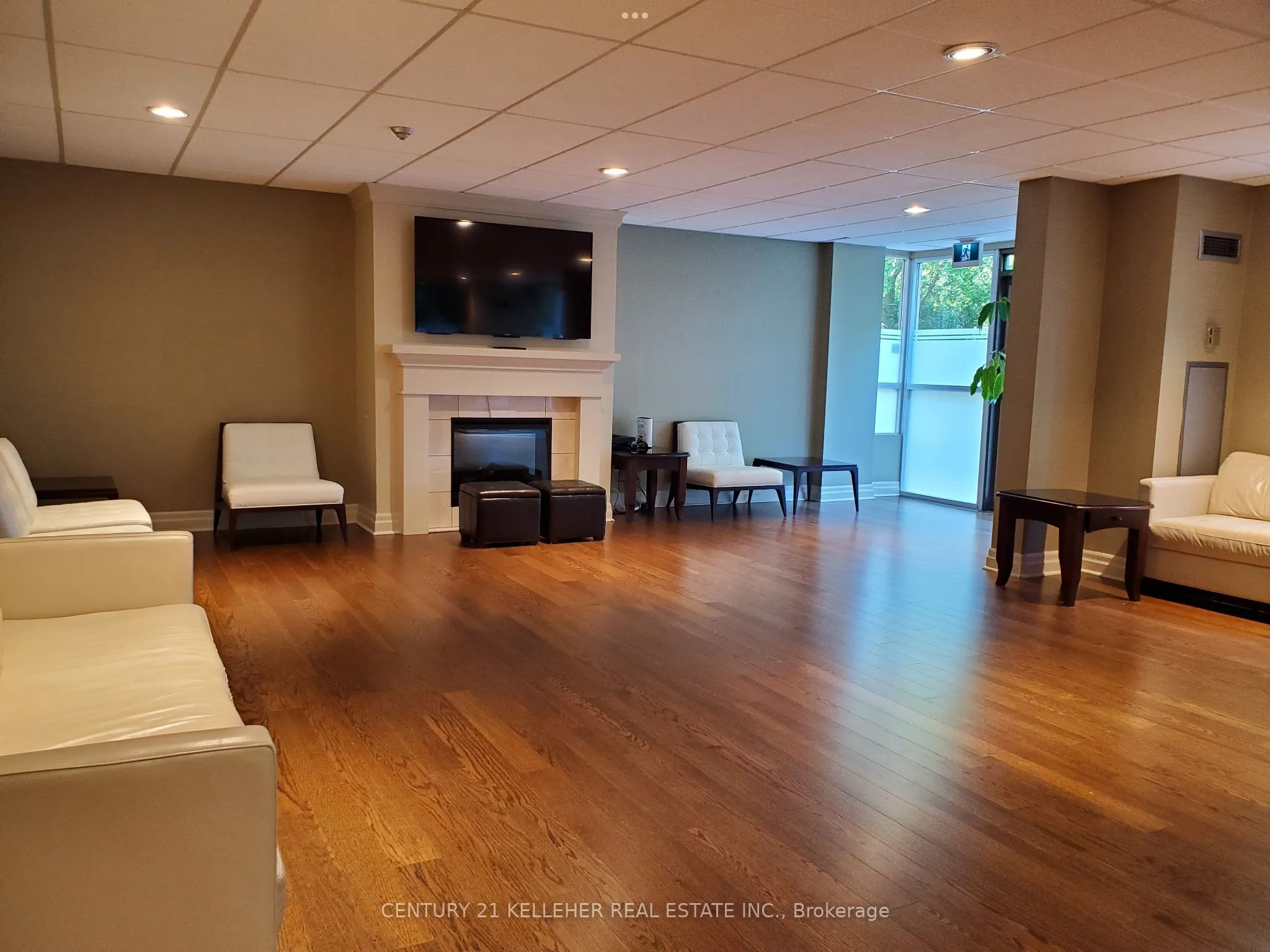 1485 Lakeshore Rd. E #518