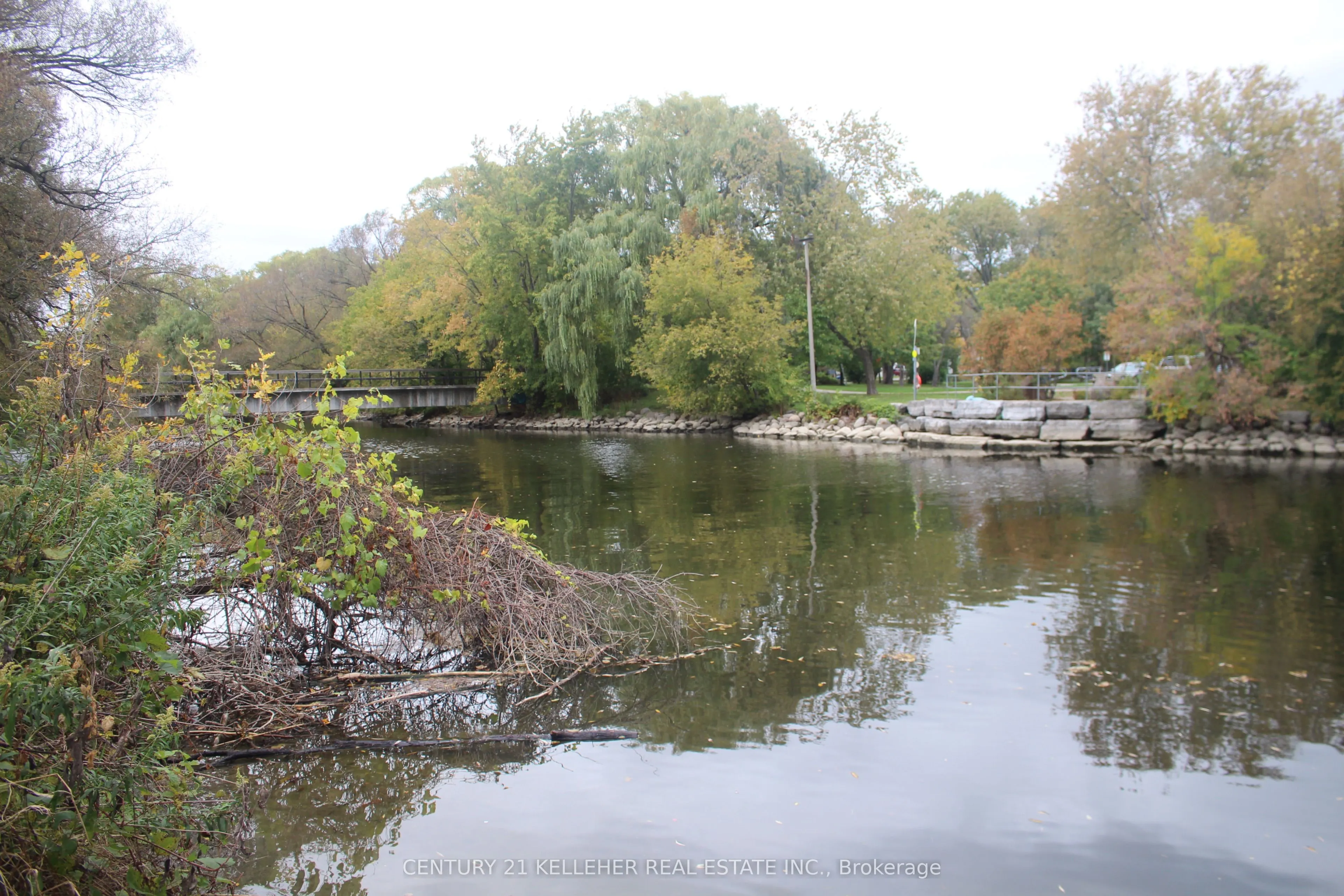 1485 Lakeshore Rd. E #518