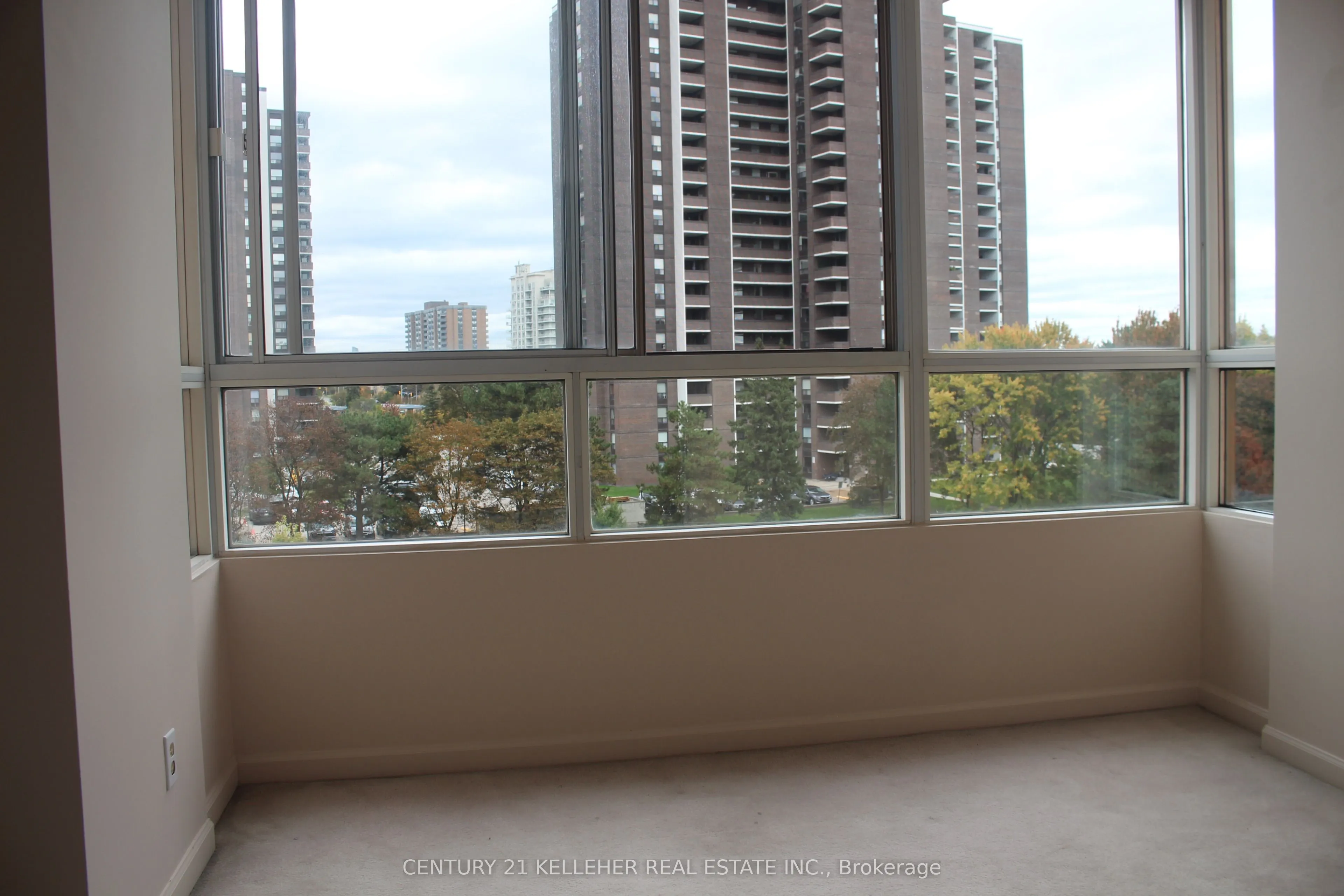 1485 Lakeshore Rd. E #518