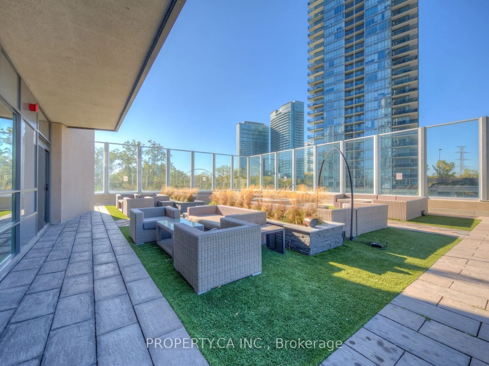 36 Park Lawn Road #3501