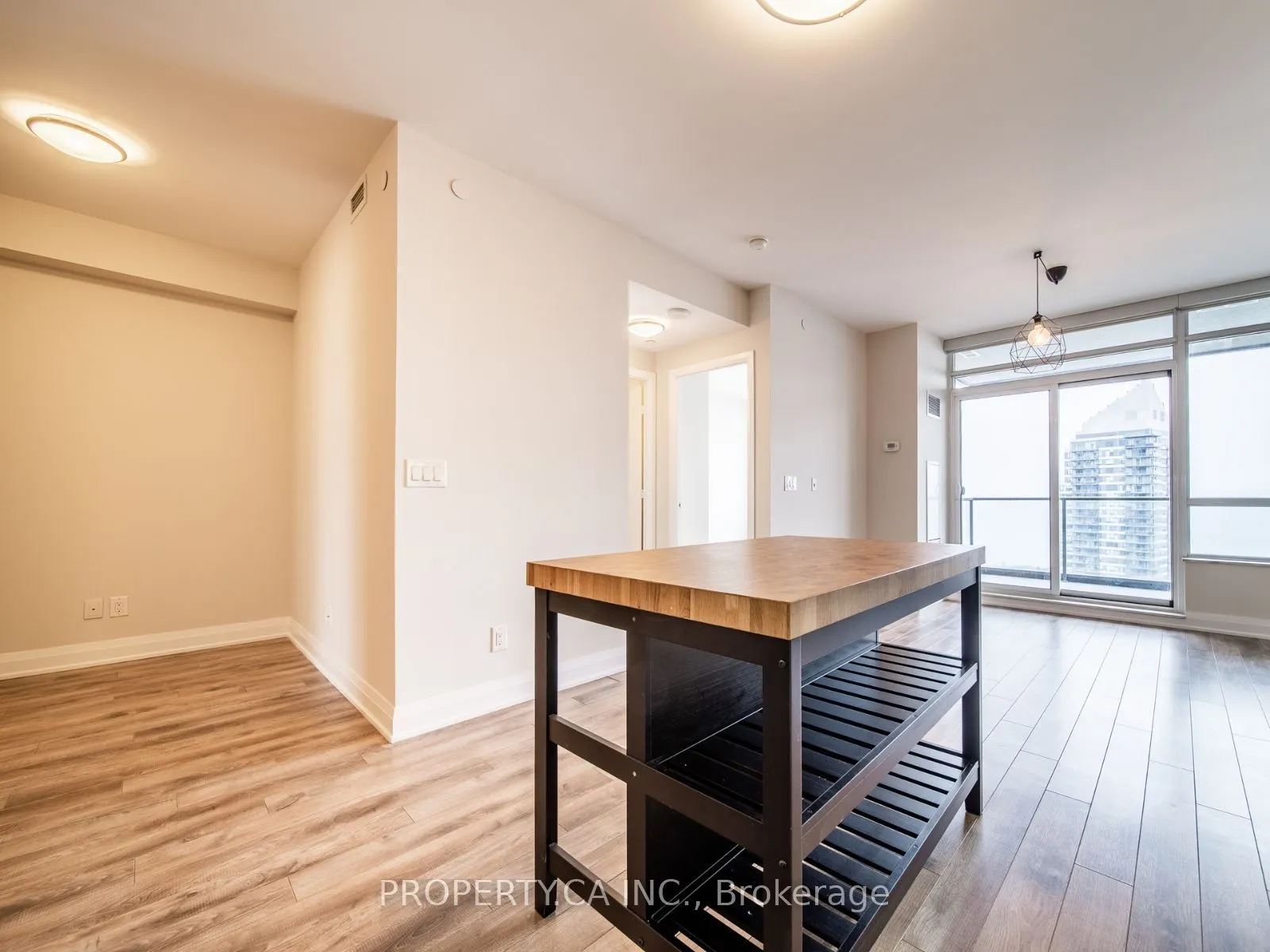 36 Park Lawn Road #3501