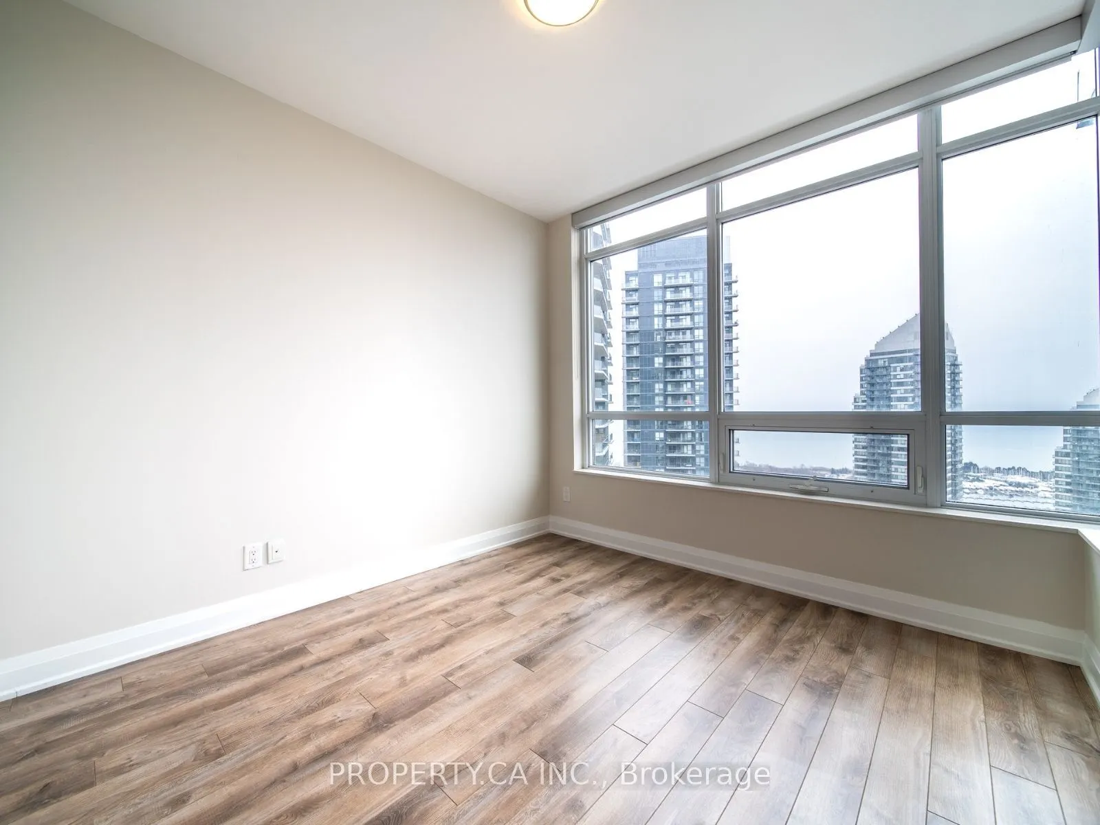 36 Park Lawn Road #3501