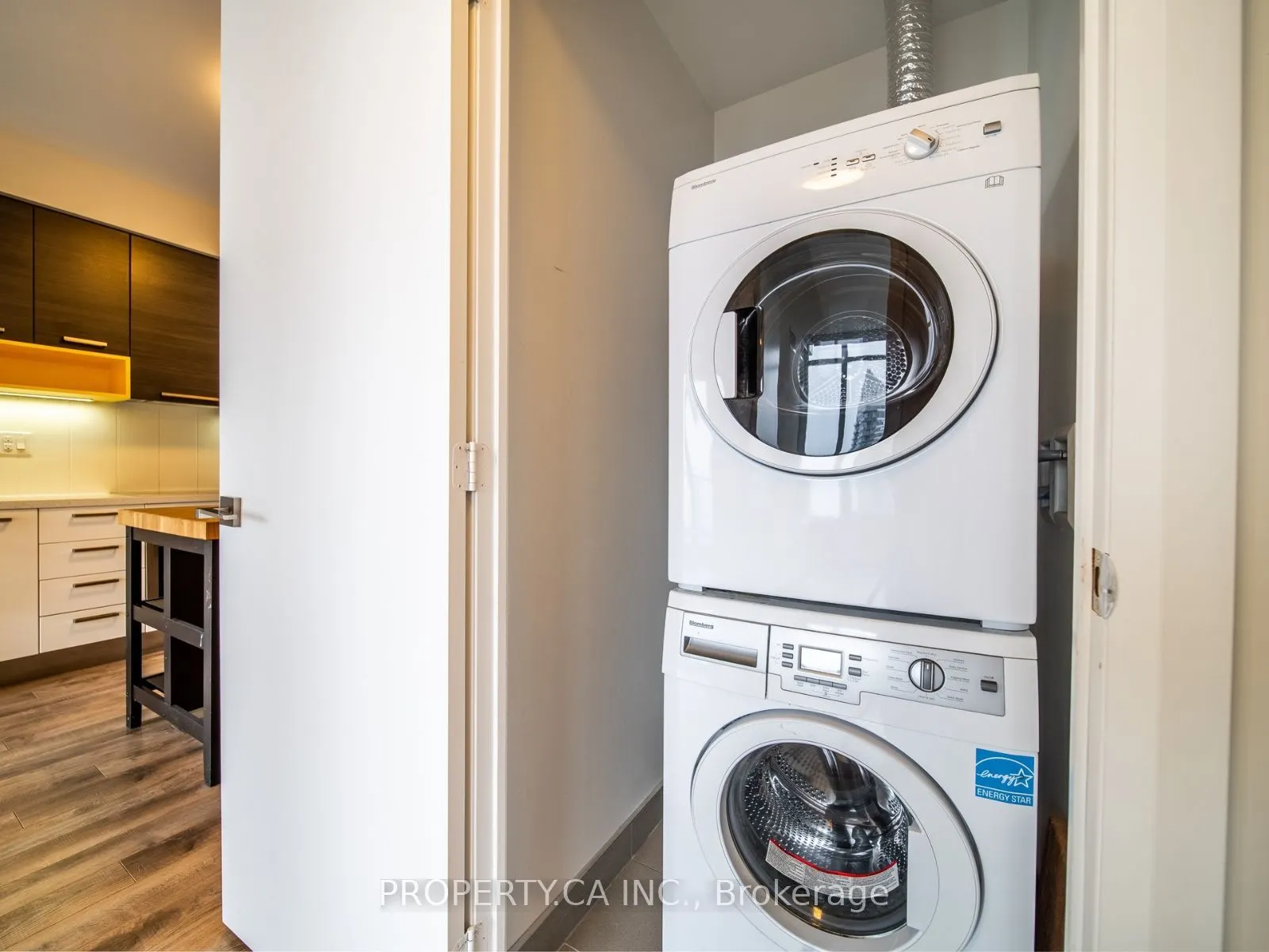 36 Park Lawn Road #3501