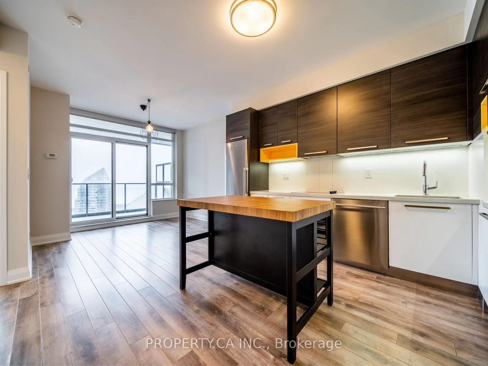 36 Park Lawn Road #3501