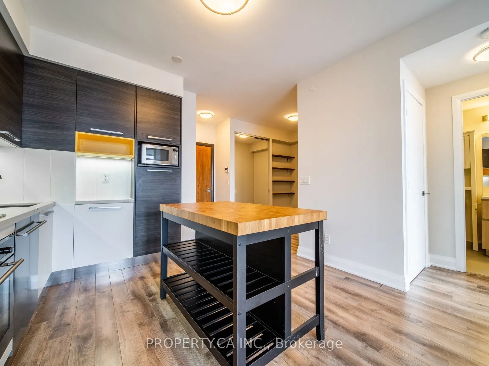 36 Park Lawn Road #3501