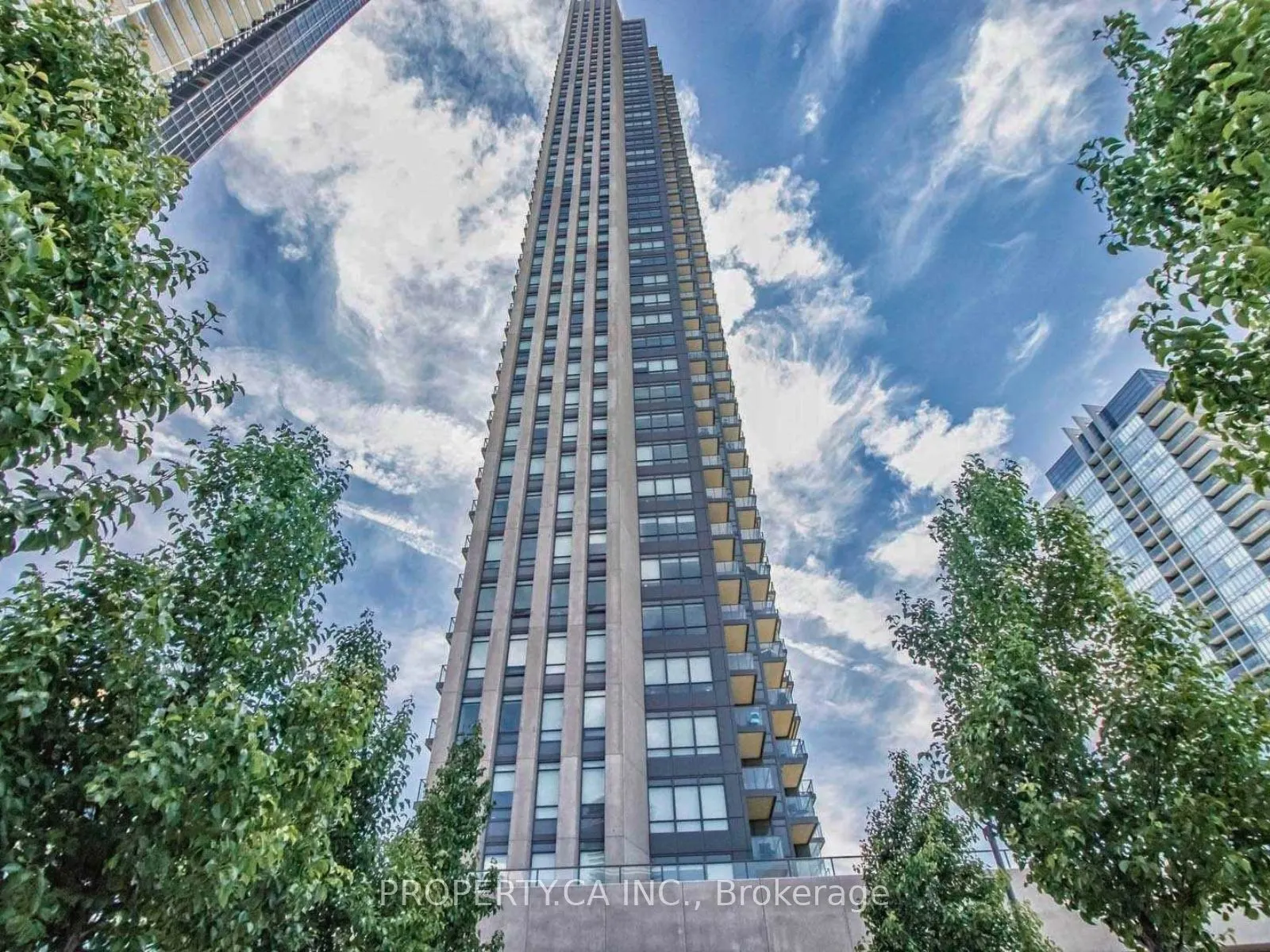 36 Park Lawn Road #3501