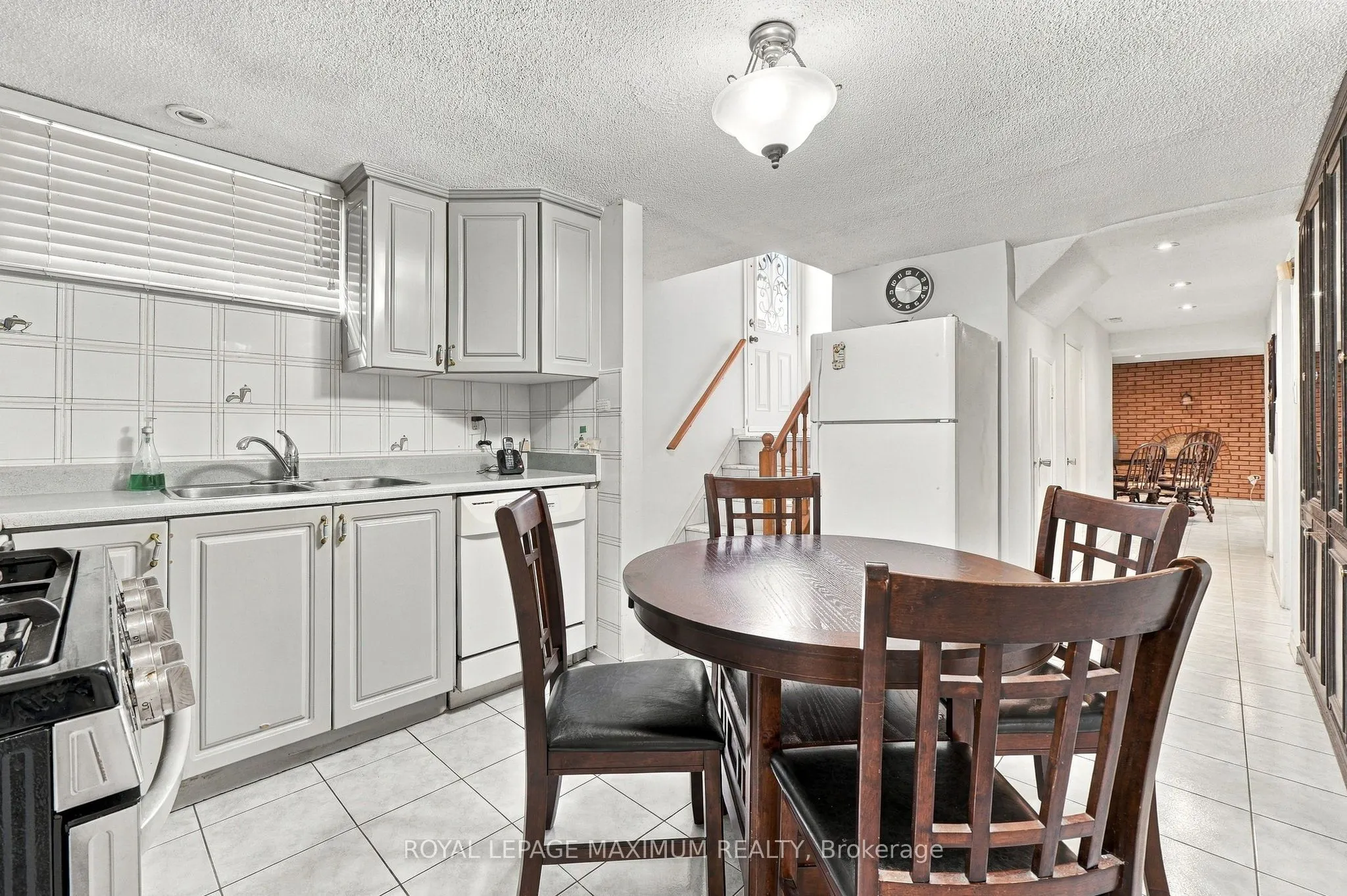 66 Spenvalley Drive