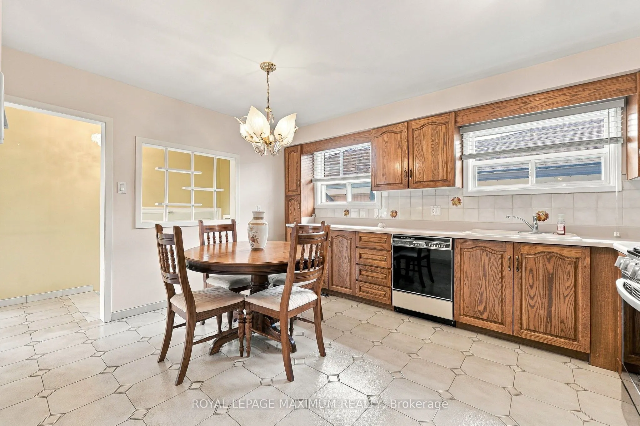 66 Spenvalley Drive