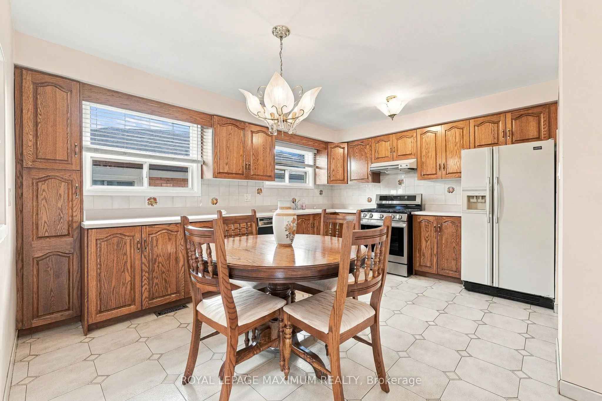 66 Spenvalley Drive