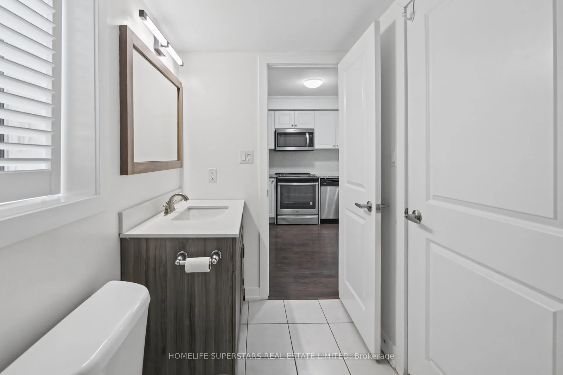 8 Drummond Street #413