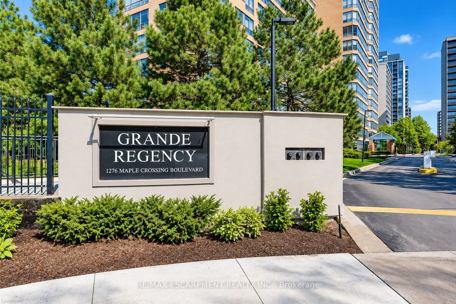 1276 Maple Crossing Boulevard #503