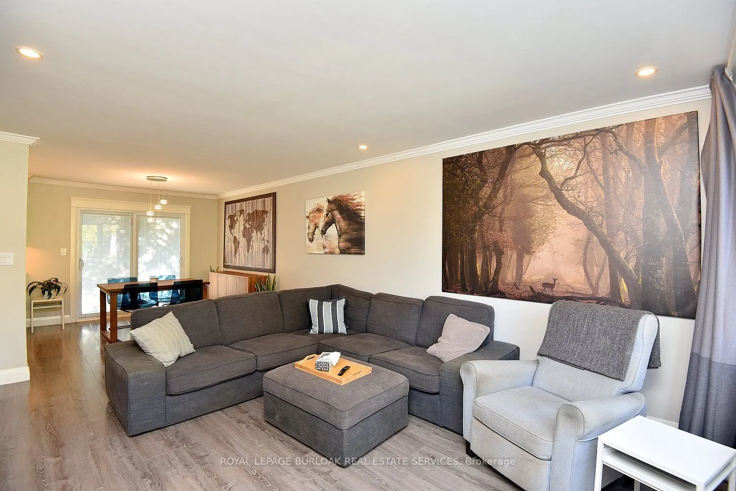 699 Castleguard Crescent