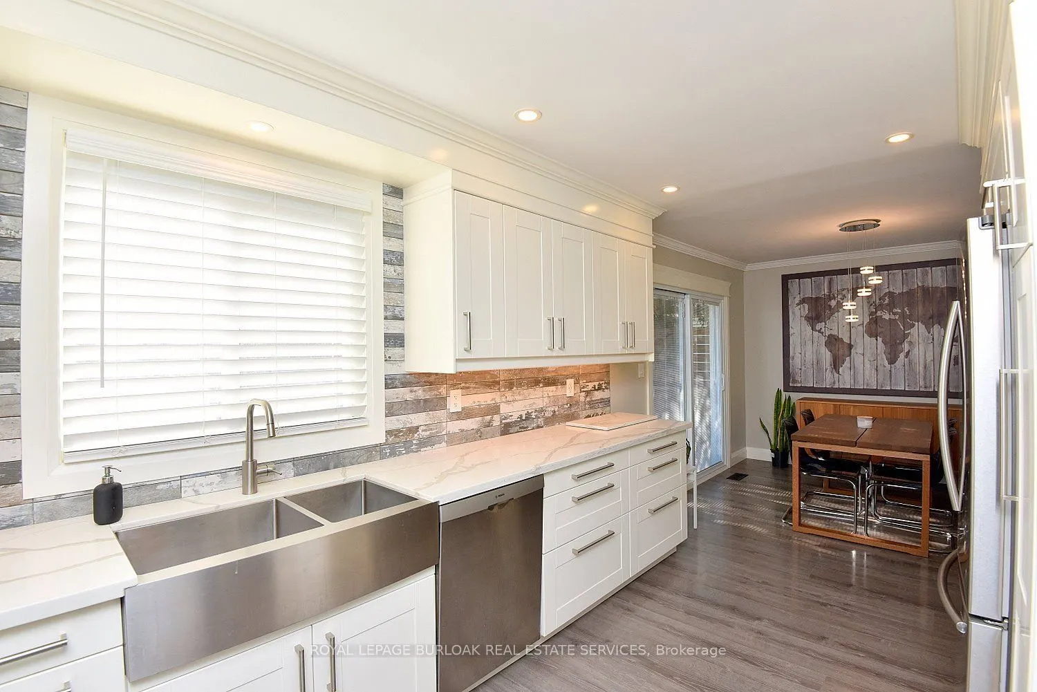 699 Castleguard Crescent