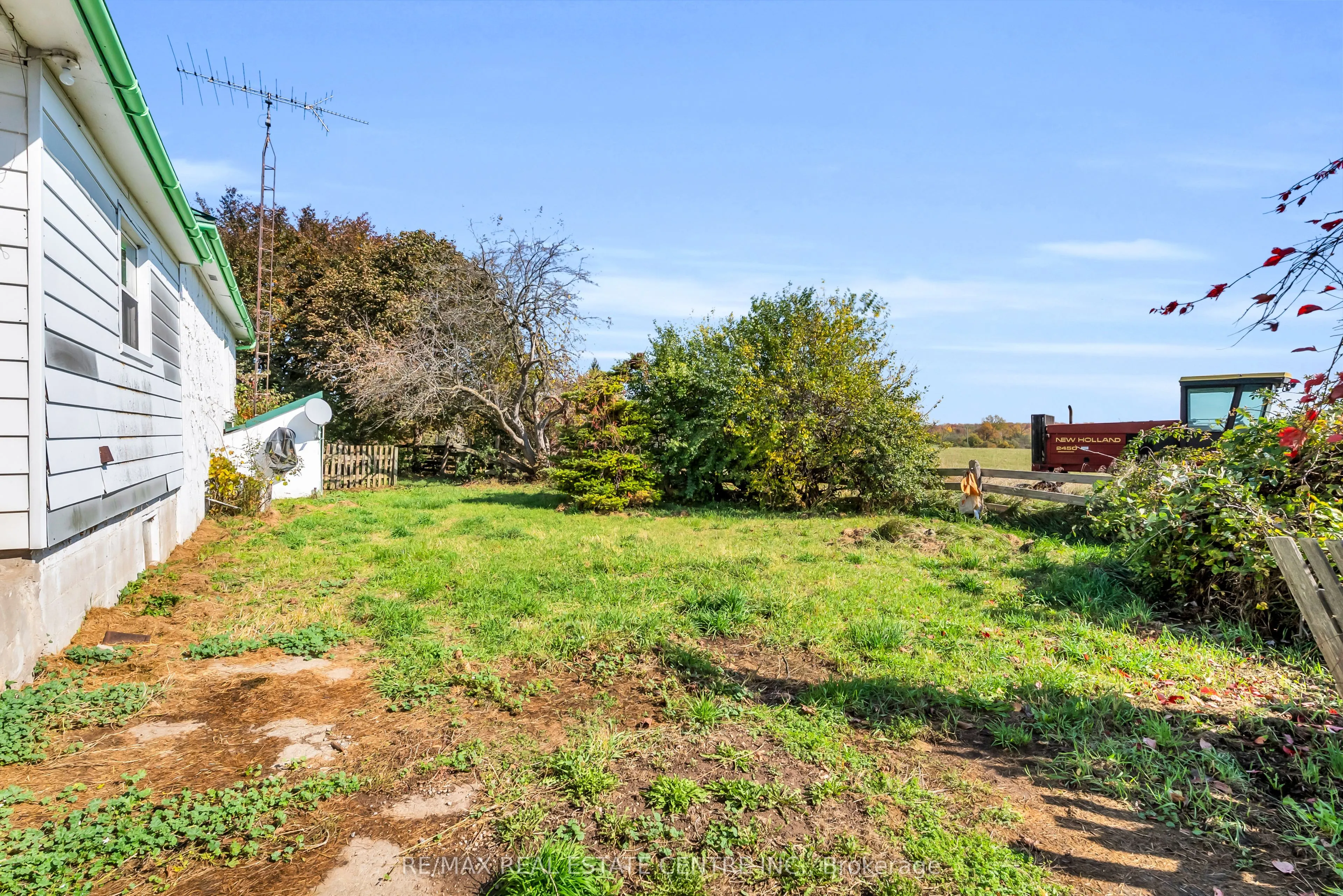 11858 32 Side Road