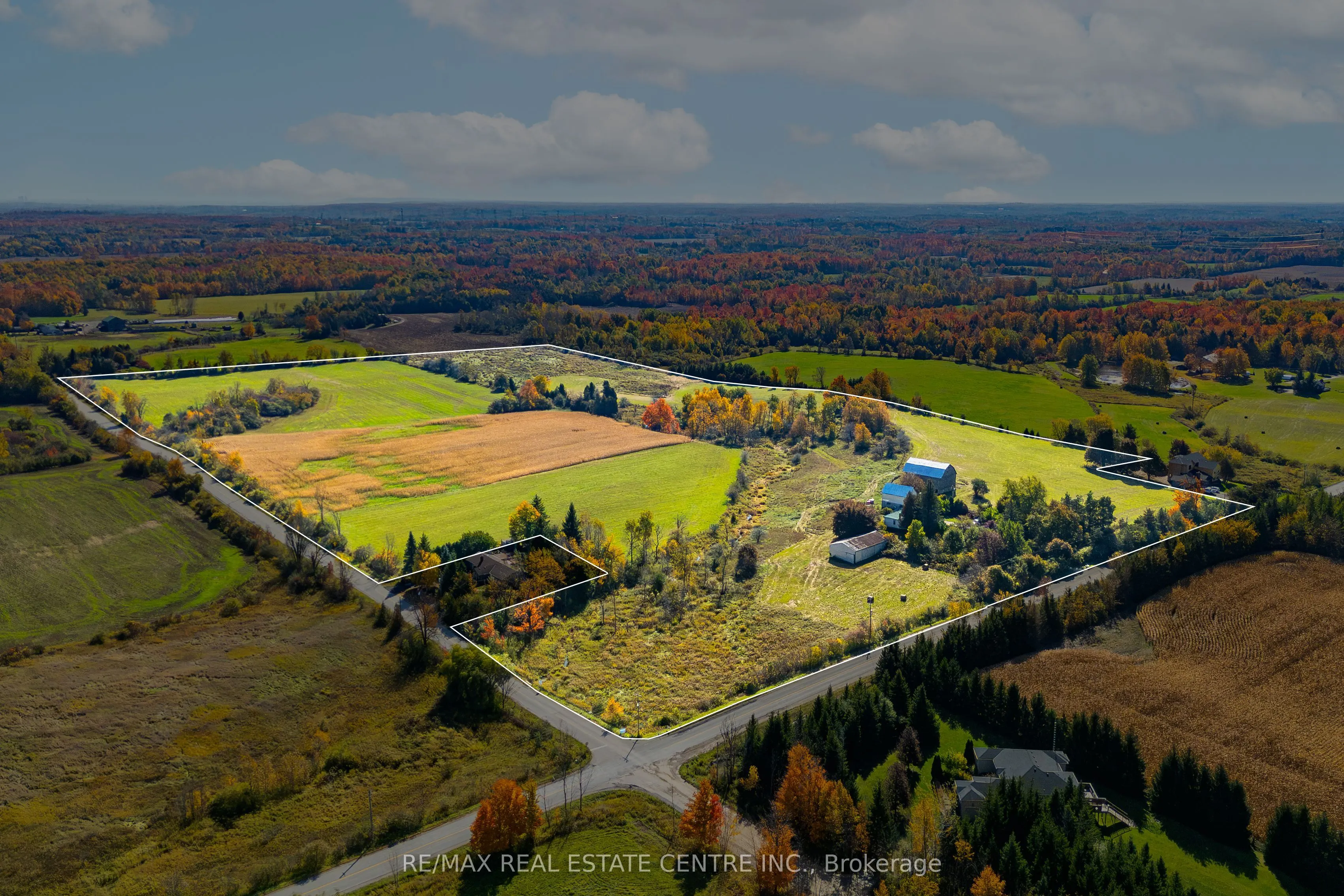 11858 32 Side Road