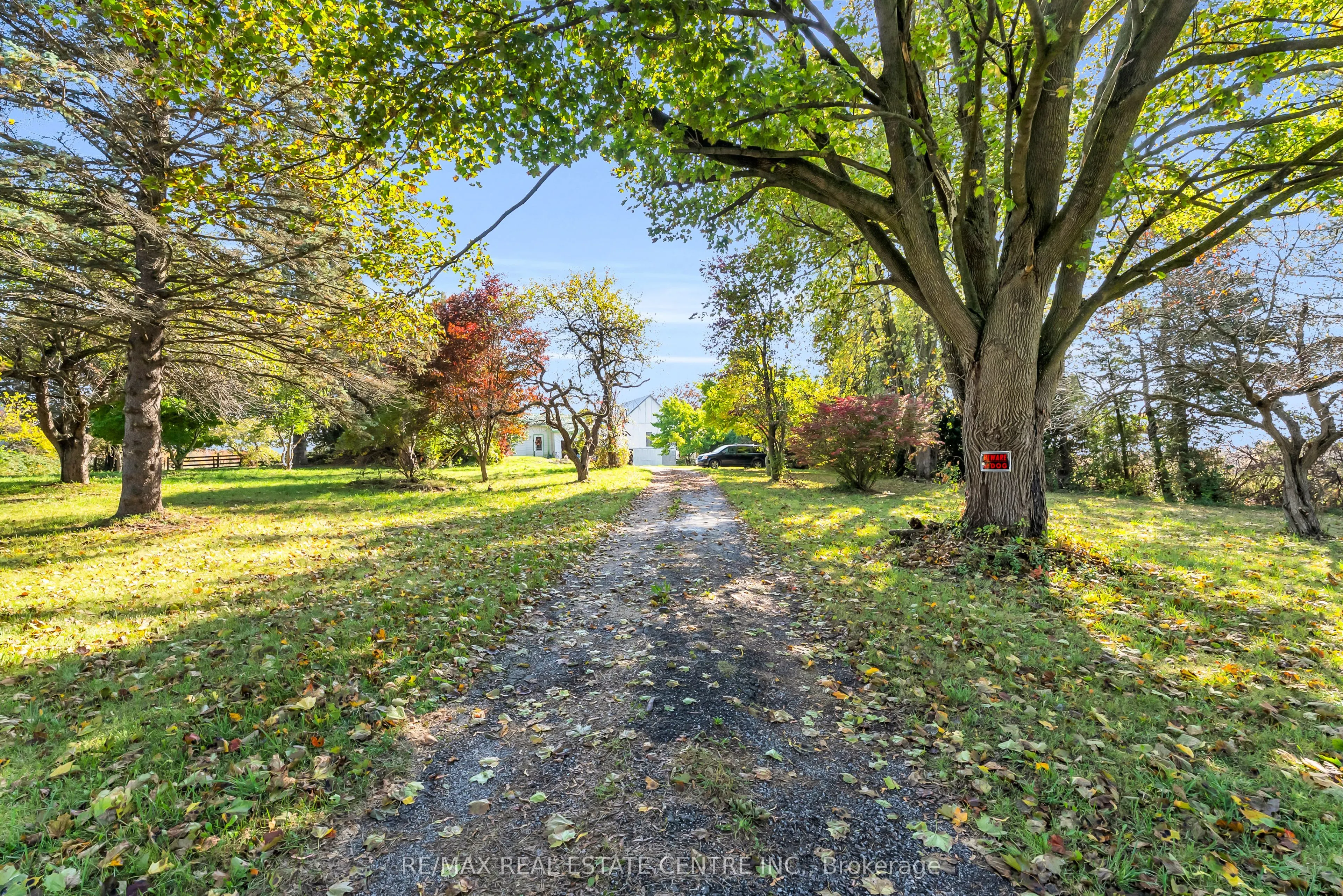 11858 32 Side Road